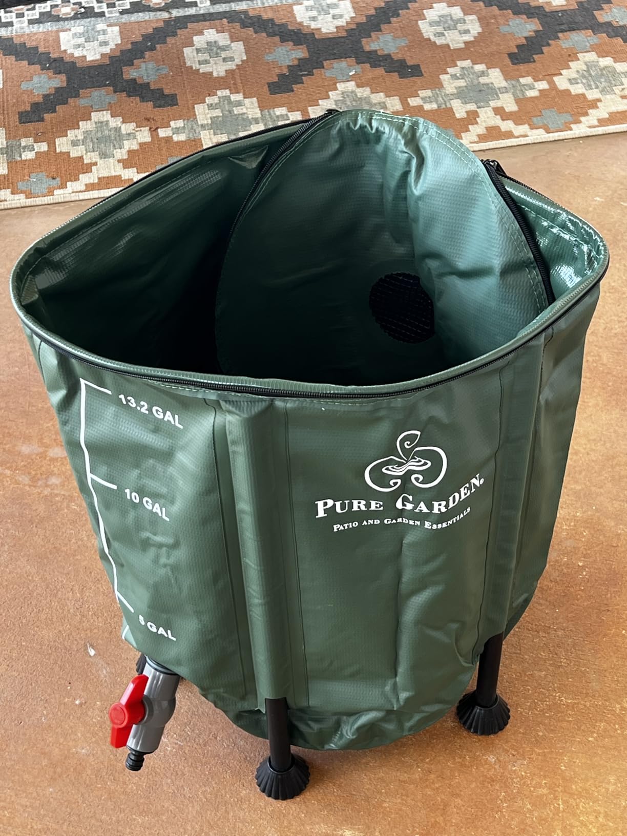 Rain Barrel - 26.4-Gallon/100-Liter Collapsible Water Container for Catching Rainwater - Portable Water Tank with Spigot by Pure Garden (Green) customer photo 1