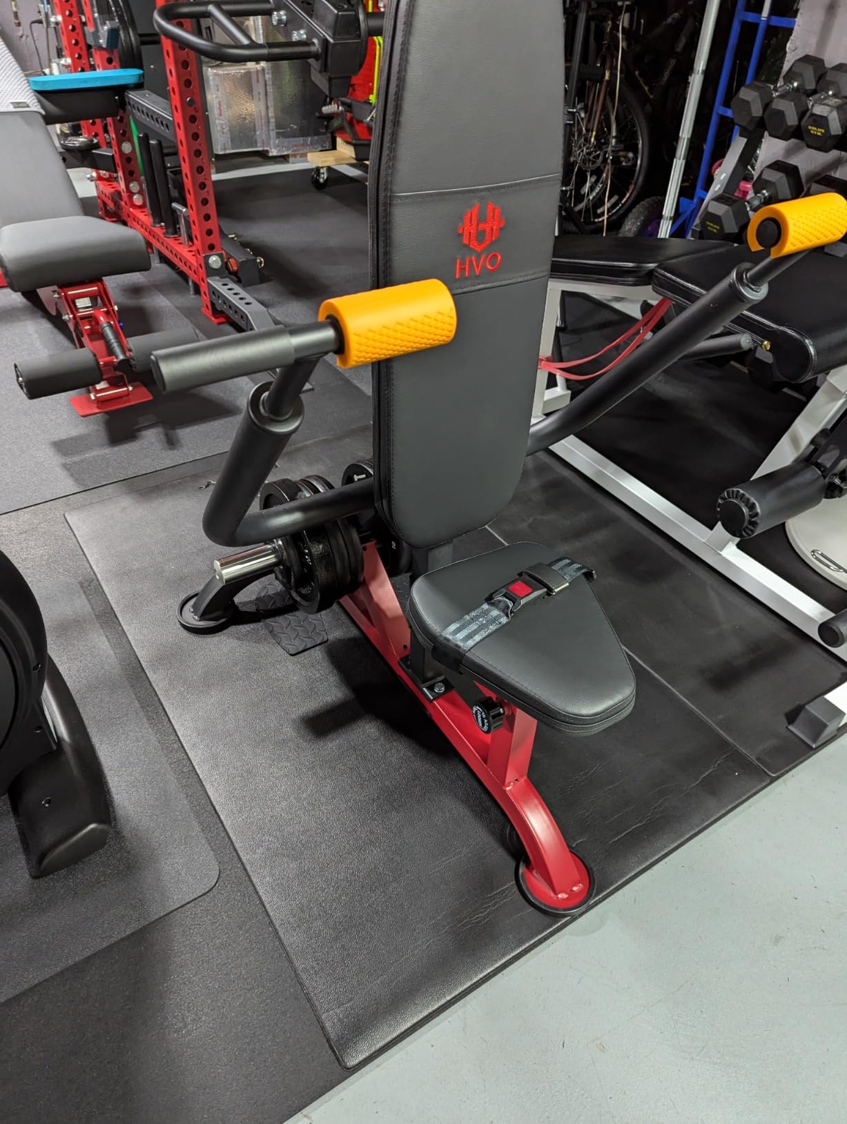 HVO Seated Dip Machine for Triceps & Upper Body Strength Training | Plate Loaded Design, 1