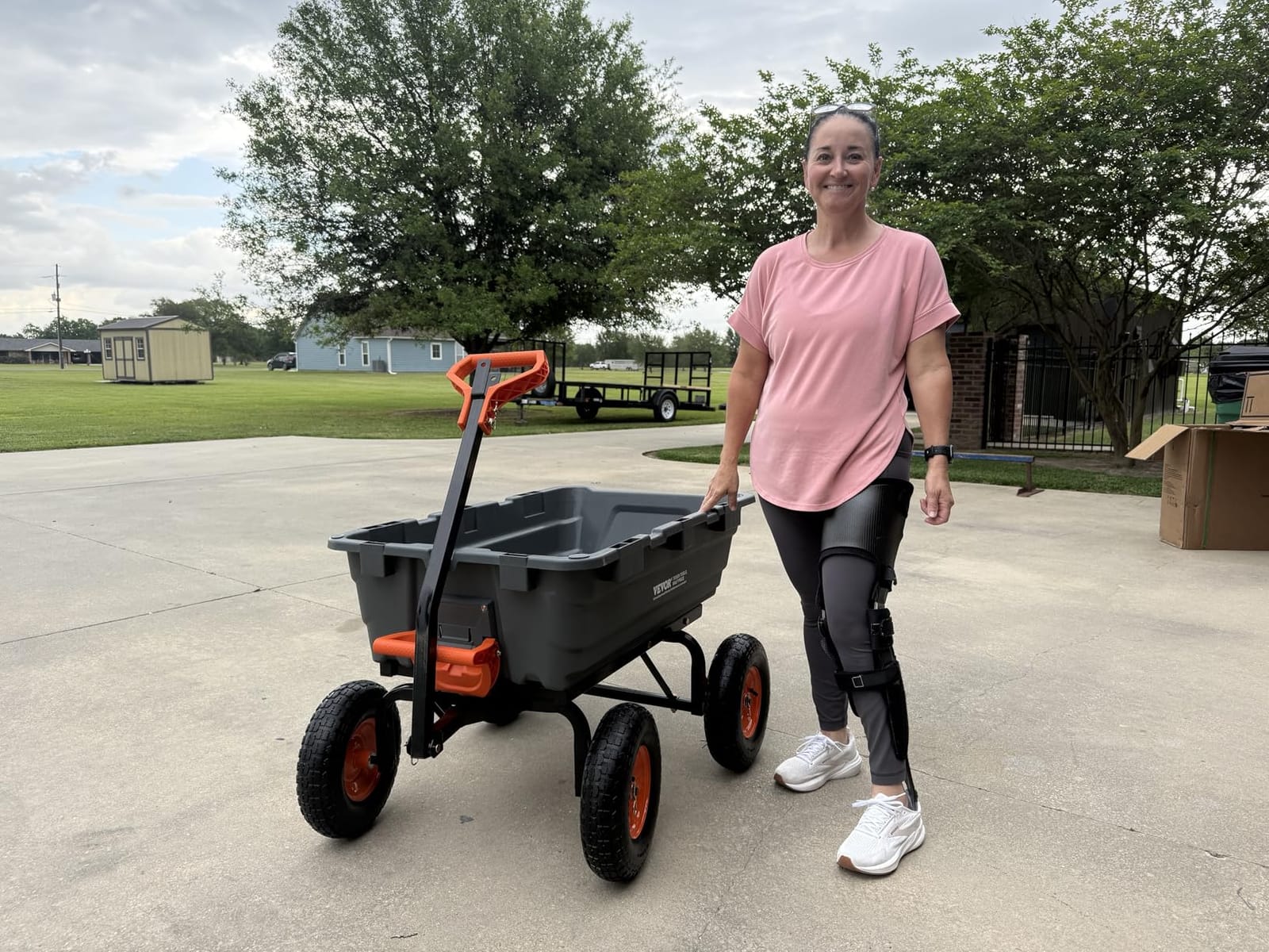 VEVOR Heavy Duty 1200lbs 7 Cu.Ft Wheelbarrow Garden Dump Cart Wagon, 2-in-1 Convertible Handle to Trailer, Poly Utility Barrow with 13 inch All Terrain Wheels customer photo 1