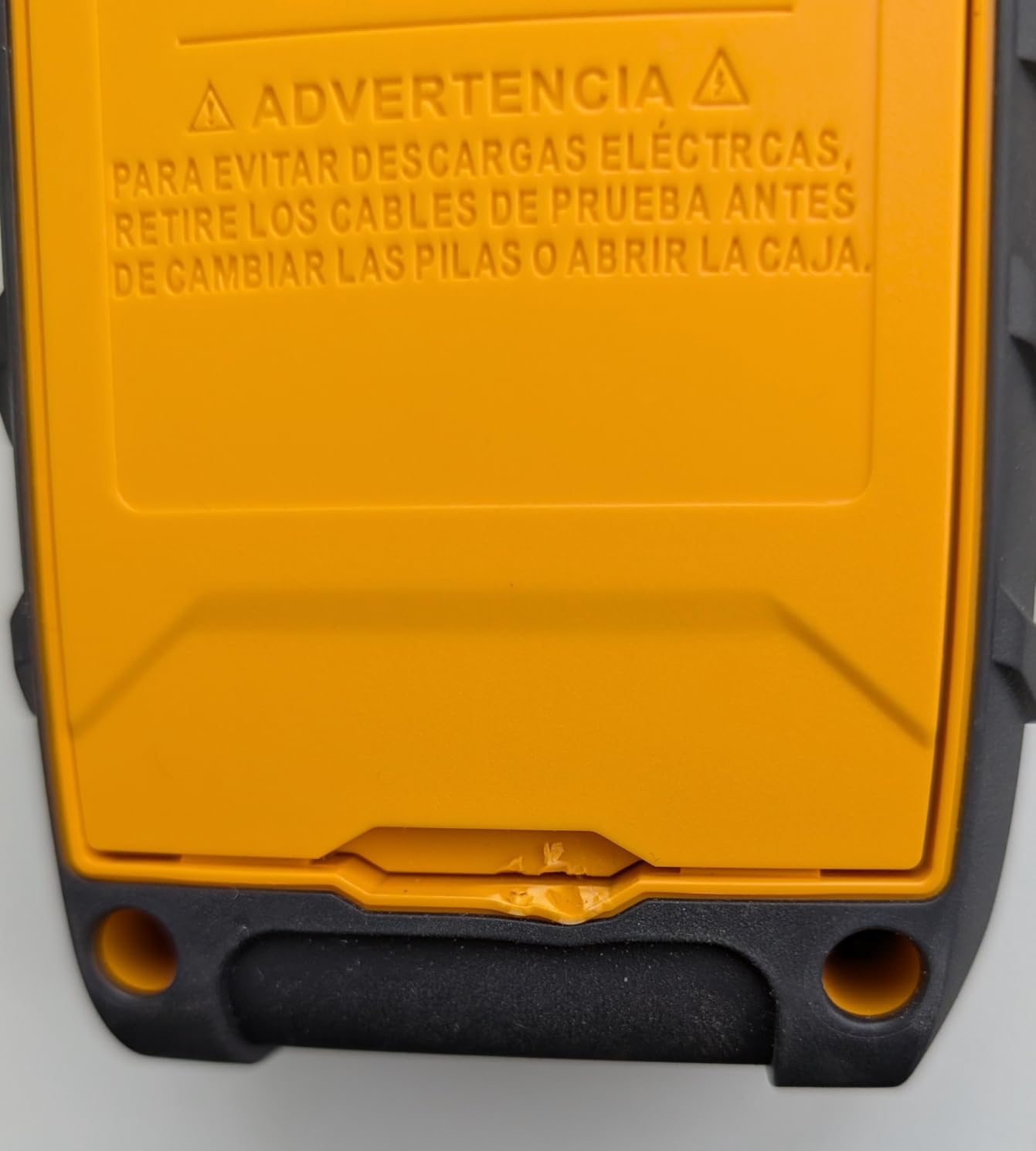 Ideal Electrical SureTrace Digital Circuit Tracer, 61-946, 0-480V | Cable tracer for breakers, fuses, wires, dead shorts, splice errors, 480V AC/DC, backlit display, circuit tracer kit customer photo 1