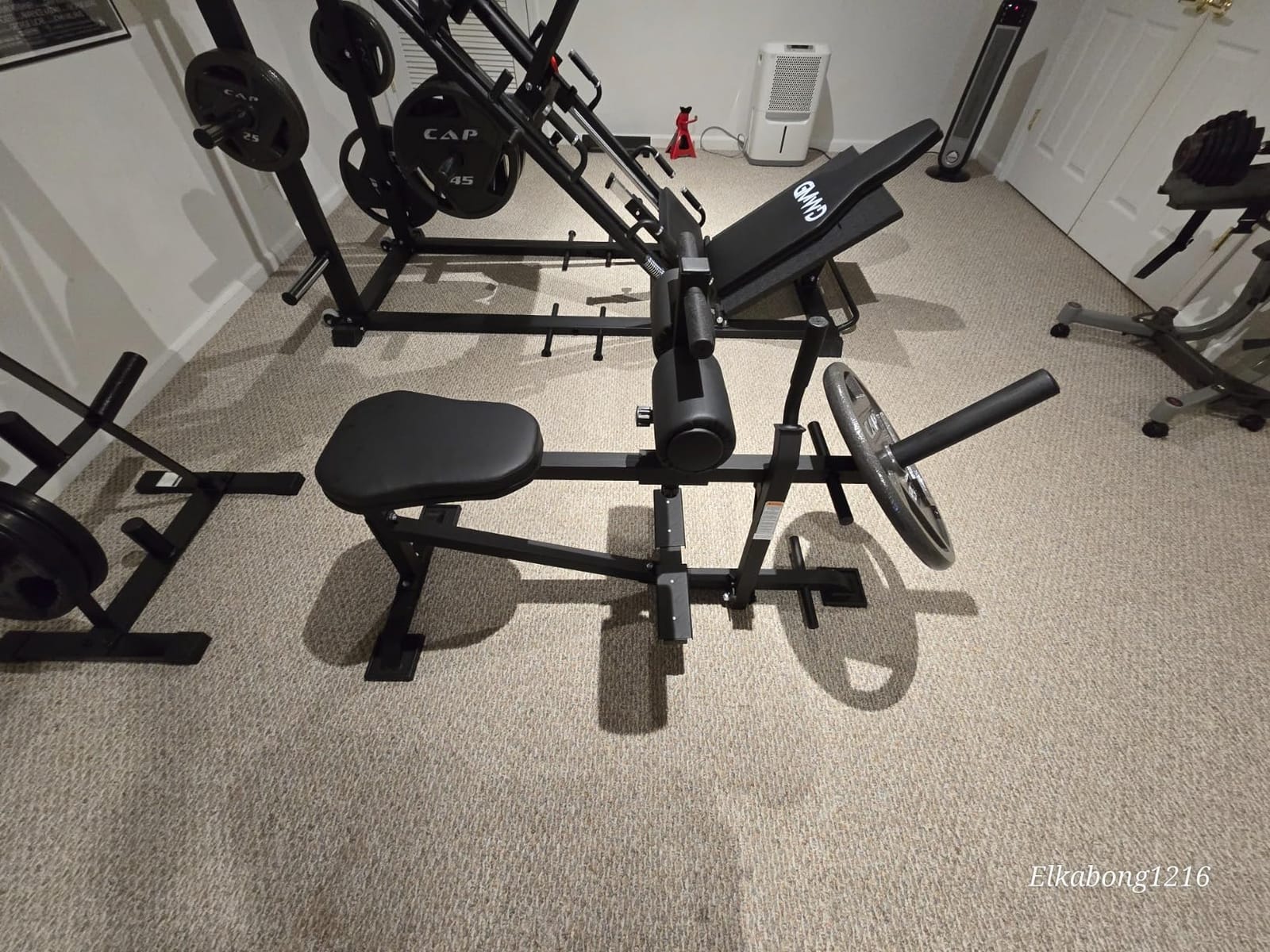 GuuG Calf Raise Machine Home Gym: Seated Calf Raise Machine | Adjustable Calf Workout Machine Leg Raise Machines Exercise Equipment Plate Loaded customer photo 2