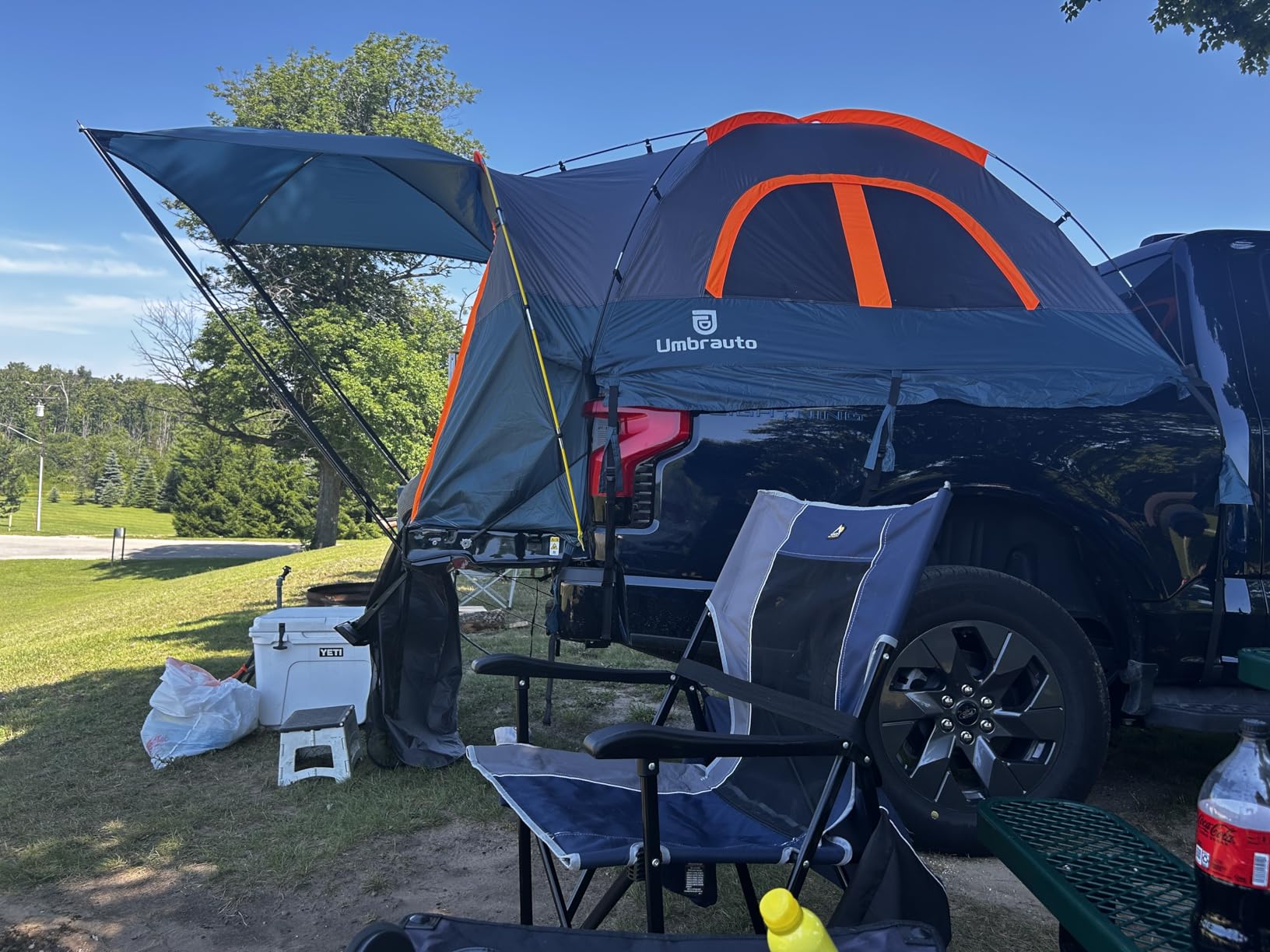 Umbrauto Truck Bed Tent with Awning: 5.5-5.8FT PU3000mm Waterproof Tailgate Pickup Truck Tents, Easy Set-up for 2 Person, Fits Full Size Short Bed, Chevy, Dodge, Ford, GMC, Toyota, Green customer photo 2