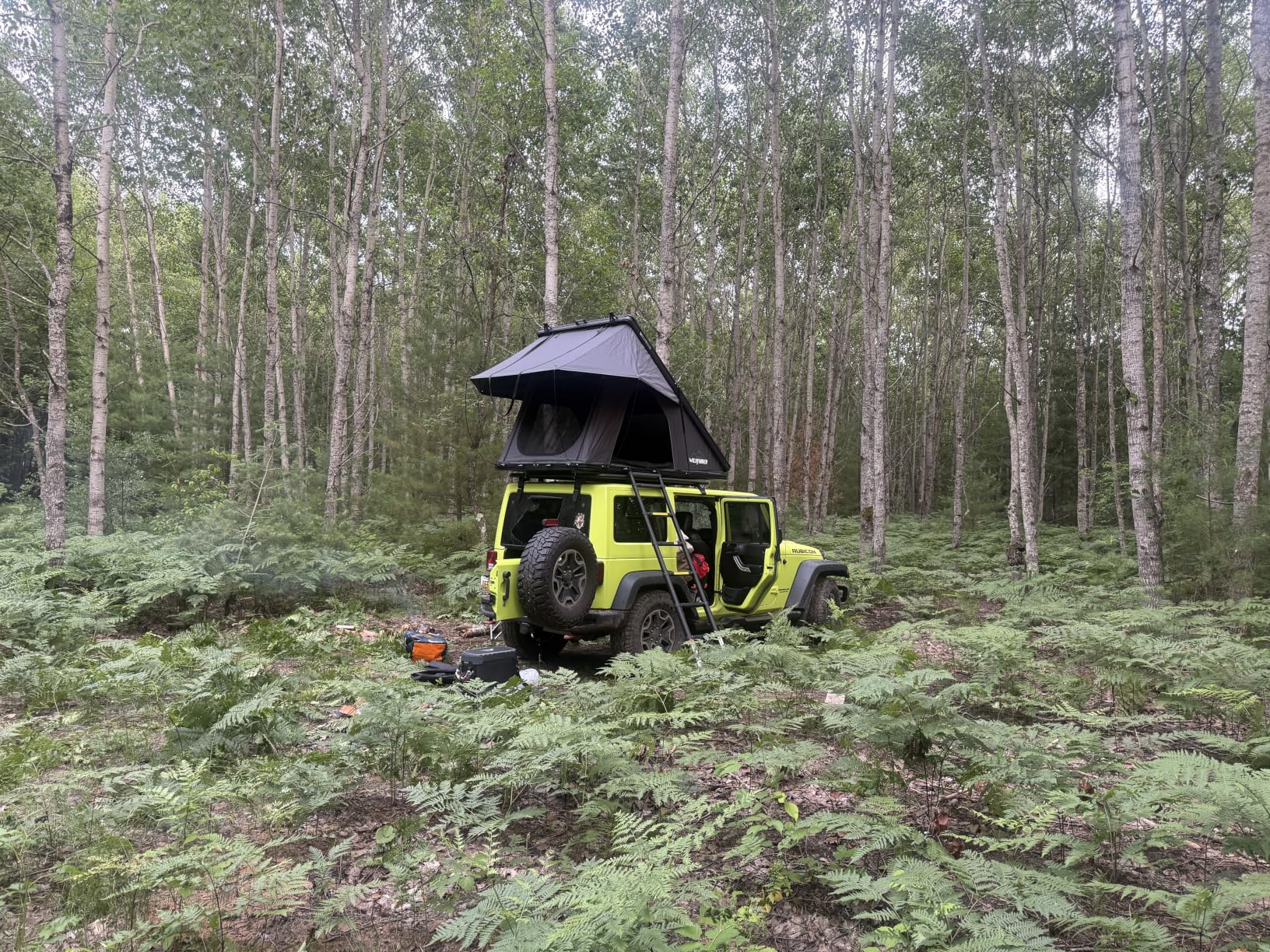 WildFinder Rooftop Tent Hard Shell Roof Top Tent Hardshell Suitable for Jeep SUV Truck Van, 2-3 Person, Gray customer photo 1