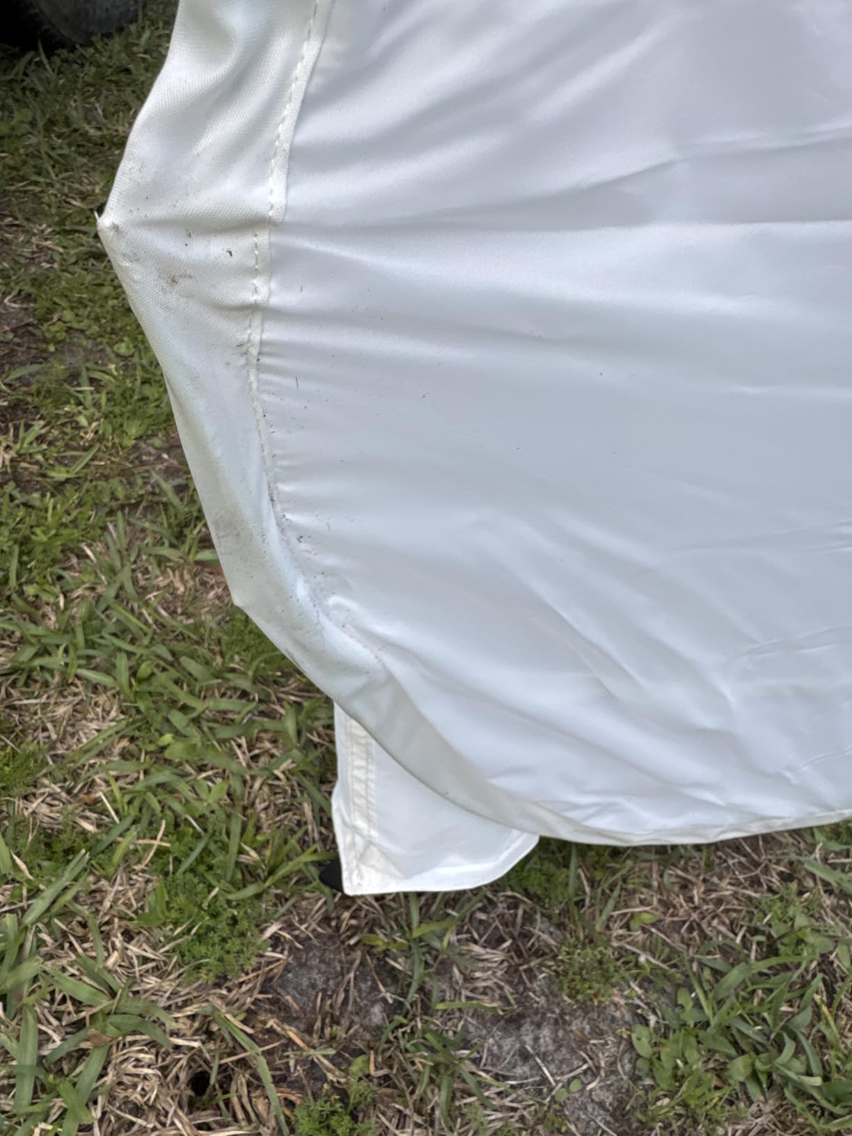 VEVOR Paint Booth Tent, 60 x 60 x 70 in Pop-Up Portable Spray Paint Tent with Built-in Floor, Exhaust Window and Storage Bag, Foldable Paint Booth for Furniture, DIY Hobby Tool Painting Station customer photo 1