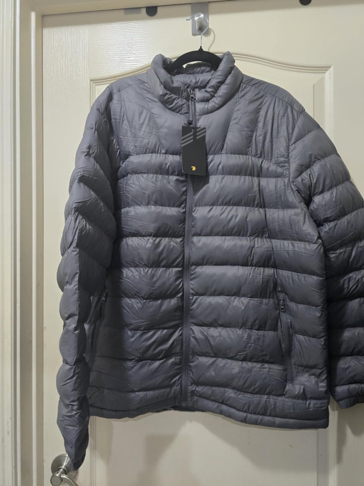 Men's Lightweight Packable Puffer Jacket Warm Winter Jacket for Men Down Alternative Puffy Coat customer photo 2