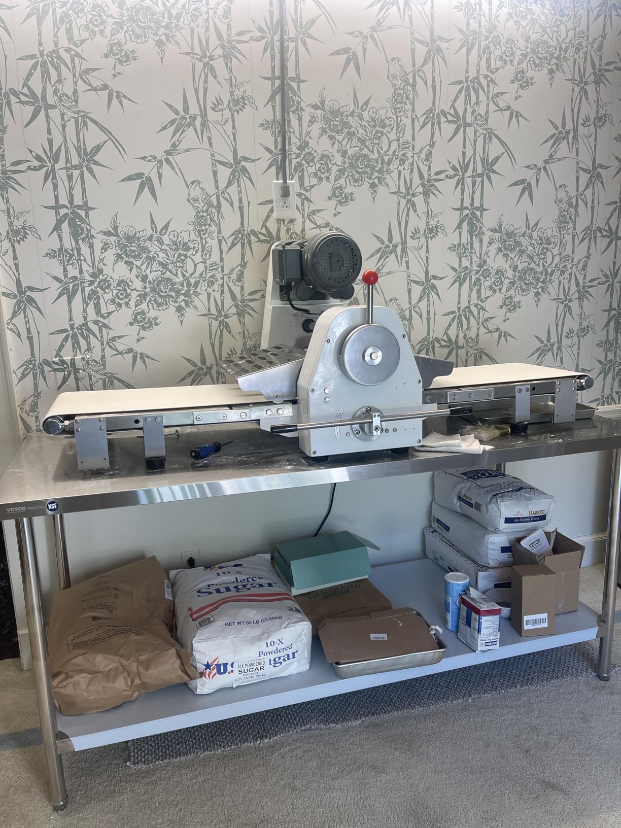 VEVOR Manual Dough Sheeter Machine, Puff Pastry Sheeter and Fondant Roller customer photo 1