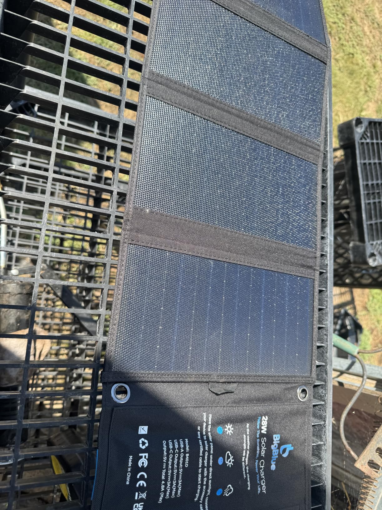 BigBlue 30W Fast Charging Solar Charger with USB-A, USB-C and DC Outputs | IP68 Waterproof, Portable Folding Solar Panels Compatible with iPhone, iPad, Samsung, LG, Power Banks, Power Stations etc. customer photo 2