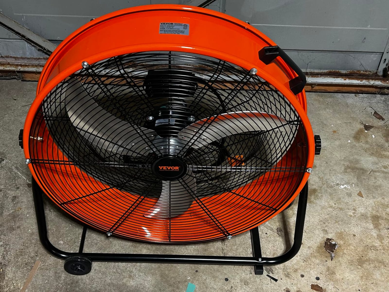 VEVOR Drum Fan, 24 Inch 8700 CFM High Velocity Heavy Duty Floor Shop Fan, 3-Speed, 5ft Cord, 360° Adjustable Tilting, Commercial Industrial Use for Warehouse, Workshop, Factory, Basement customer photo 1