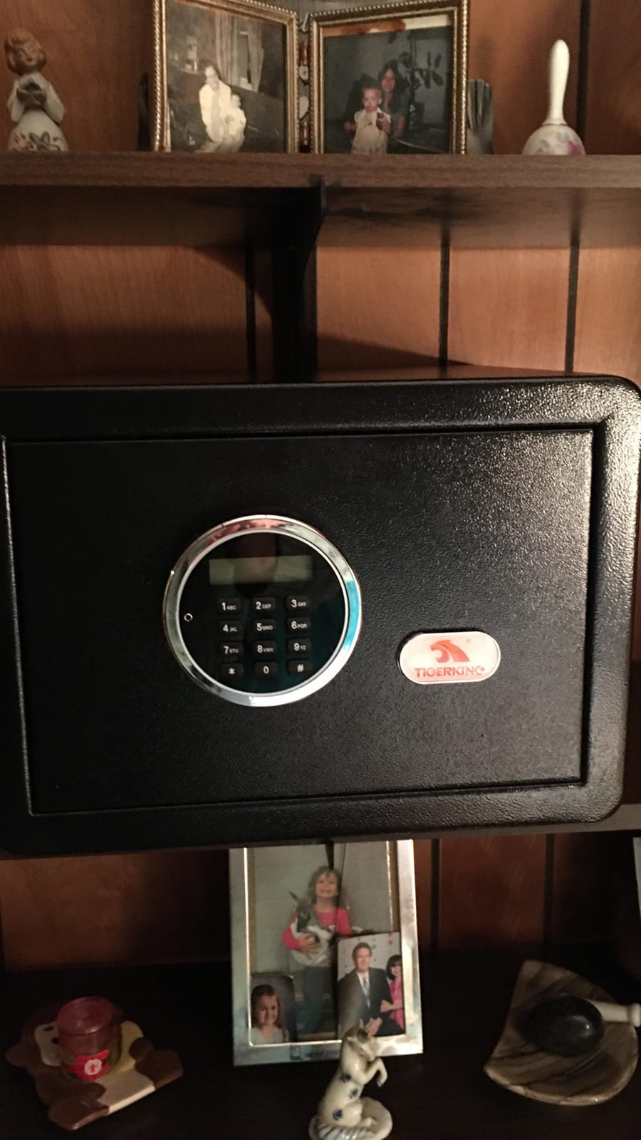 TIGERKING Small Drop Safe White Cash Depository Safe 1.2 Cu Ft, 20 lb Steel Body, Digital Keypad, Alarm System customer photo 1