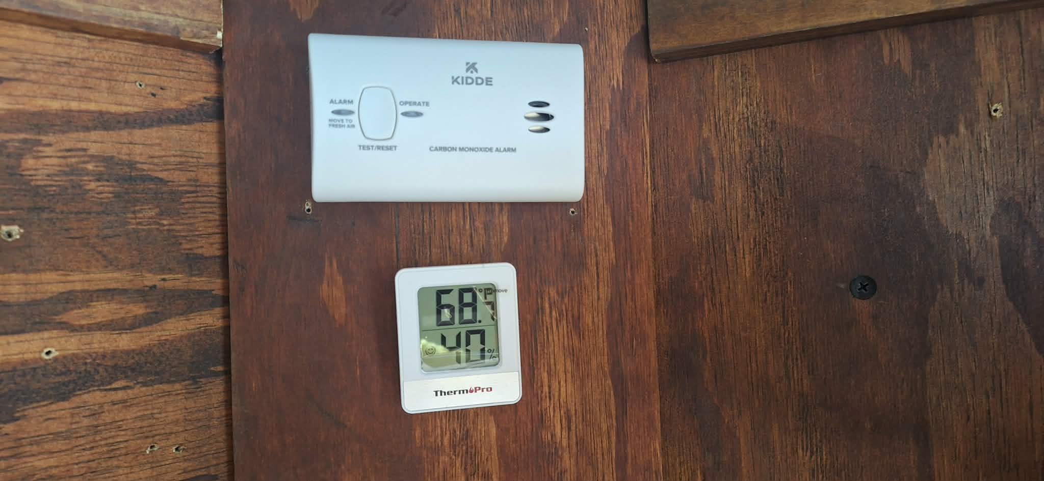 Kidde Carbon Monoxide Detector, AA Battery Powered, Portable for Travel or Home, 85 dB Alarm, LED Status Indicators, 3rd Edition customer photo 1