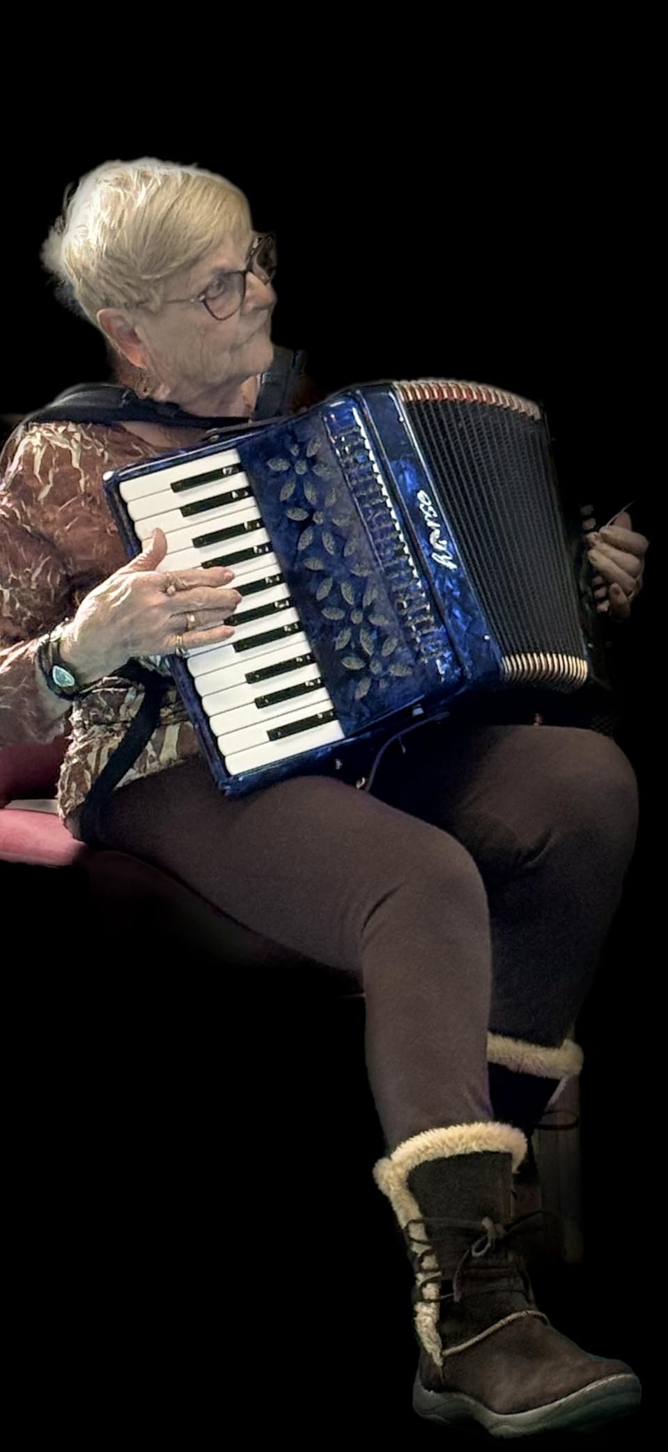 25 Keys Accordion, 16 Bass Piano Accordion Acordeón for Beginner and Adults customer photo 1
