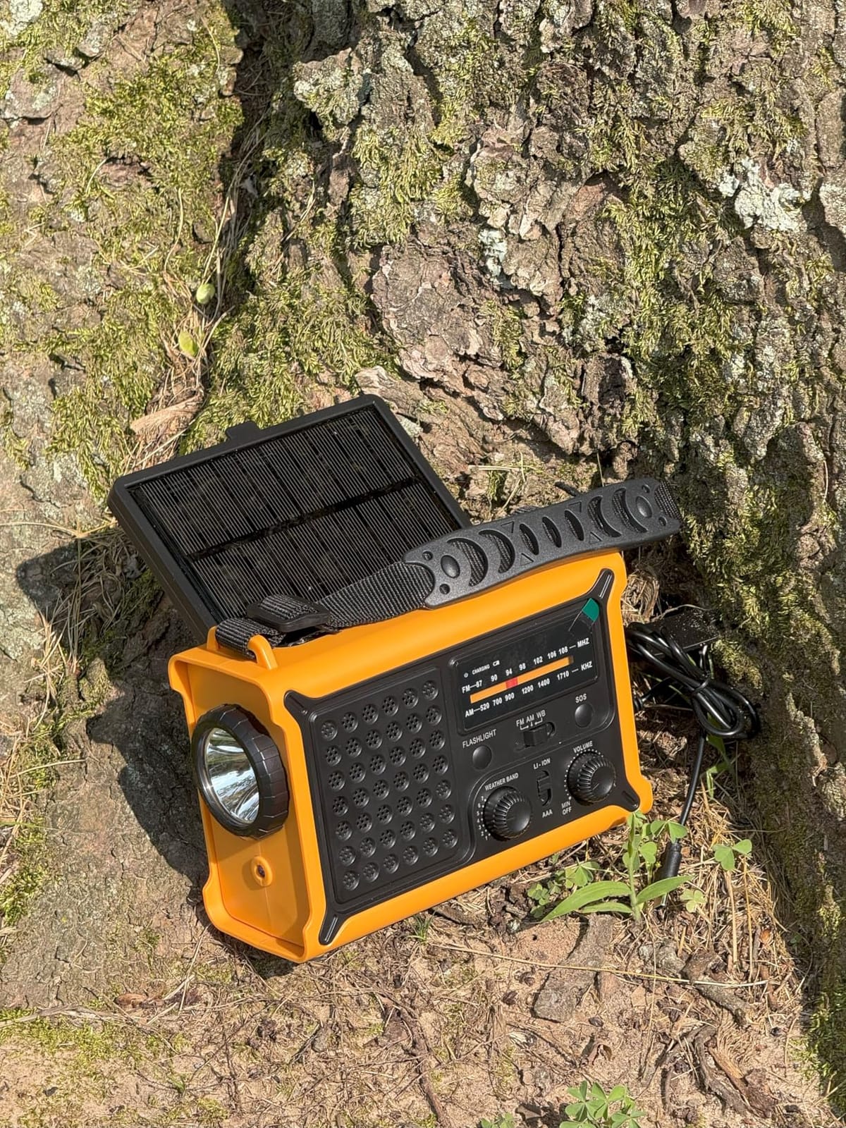 Emergency Weather Radio with Large Solar Panel, Efficient Hand Crank & Real 12000mAh Battery | AM/FM/NOAA Bands, LED Flashlight, Reading Lamp, SOS Alarm & Phone Charger for Camping, Blackout, Survival customer photo 1