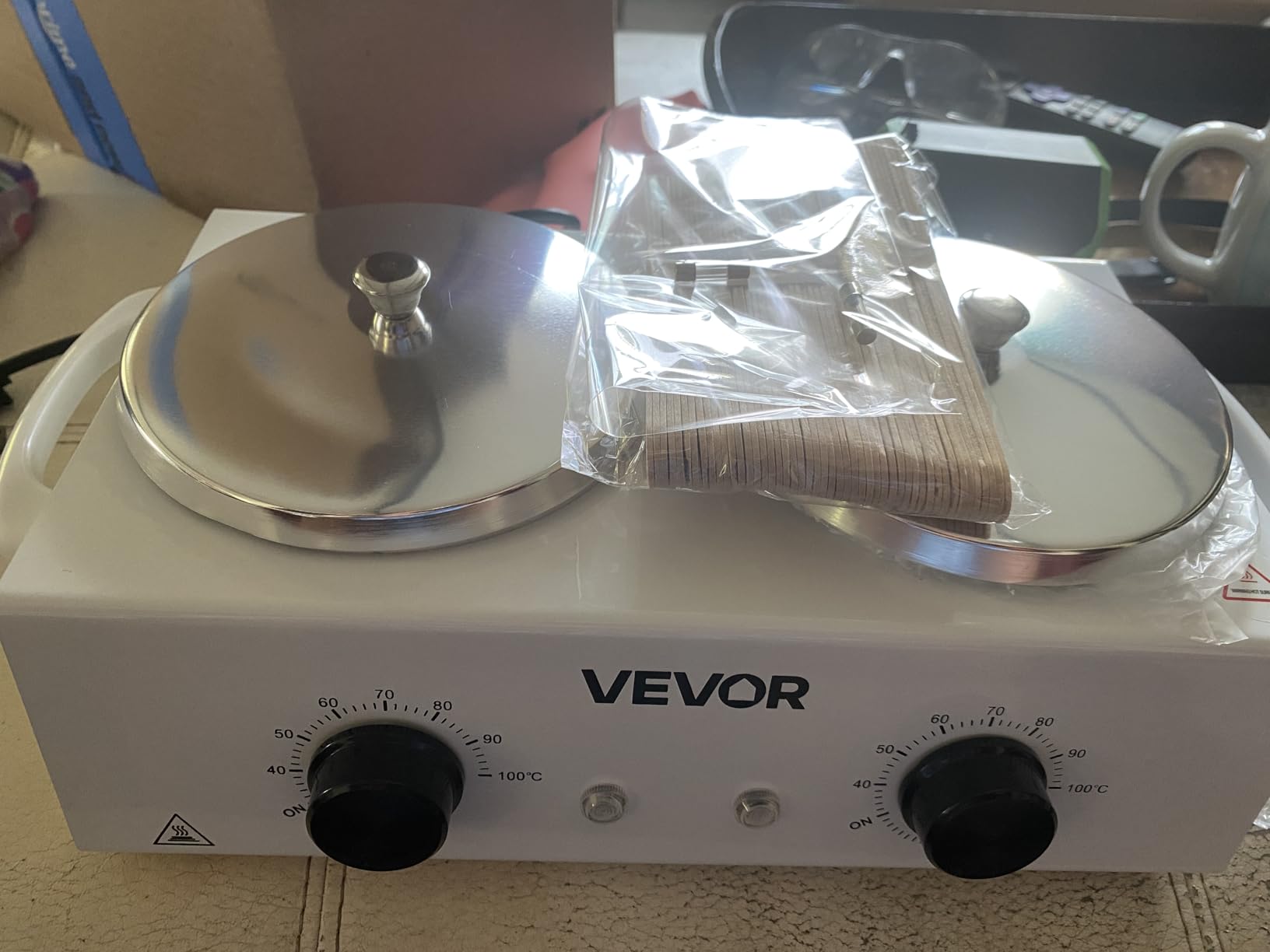 VEVOR Double Wax Warmer, 1200ML Professional Dual Wax Warmer for Hair Removal, 32F - 212F Adjustable Electric Waxing Heater Pot with 50PCS Waxing Sticks for Home Use, Beauty Salon, Spa customer photo 1