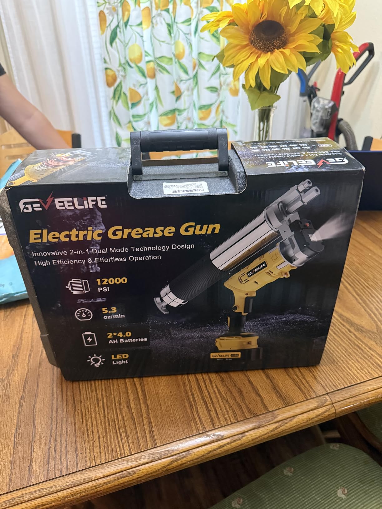 GEVEELIFE 2-in-1 Design Electric Grease Gun, 2x4.0Ah Battery, Fast Charge | Dual Grip, 12000 PSI, 5.3 oz/min, 2x4000mAh Batteries, LED Light, 39.4