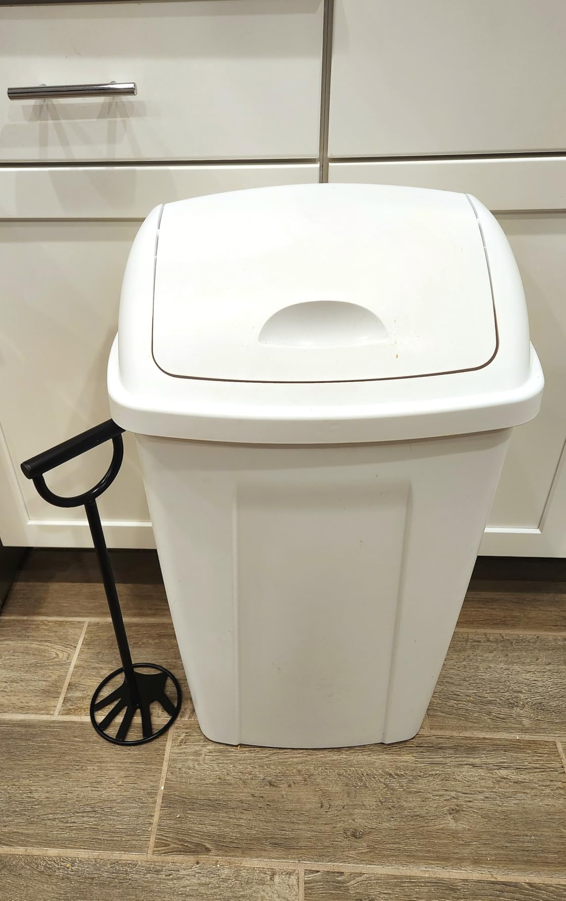 Trash Compactor for Kitchen All-Metal Manual Trash Can with No Electric | Garbage Compressor, Freestanding Tamper Press Tool with Touchless Smasher Waste Compactor for Home and Outdoor Bin customer photo 1