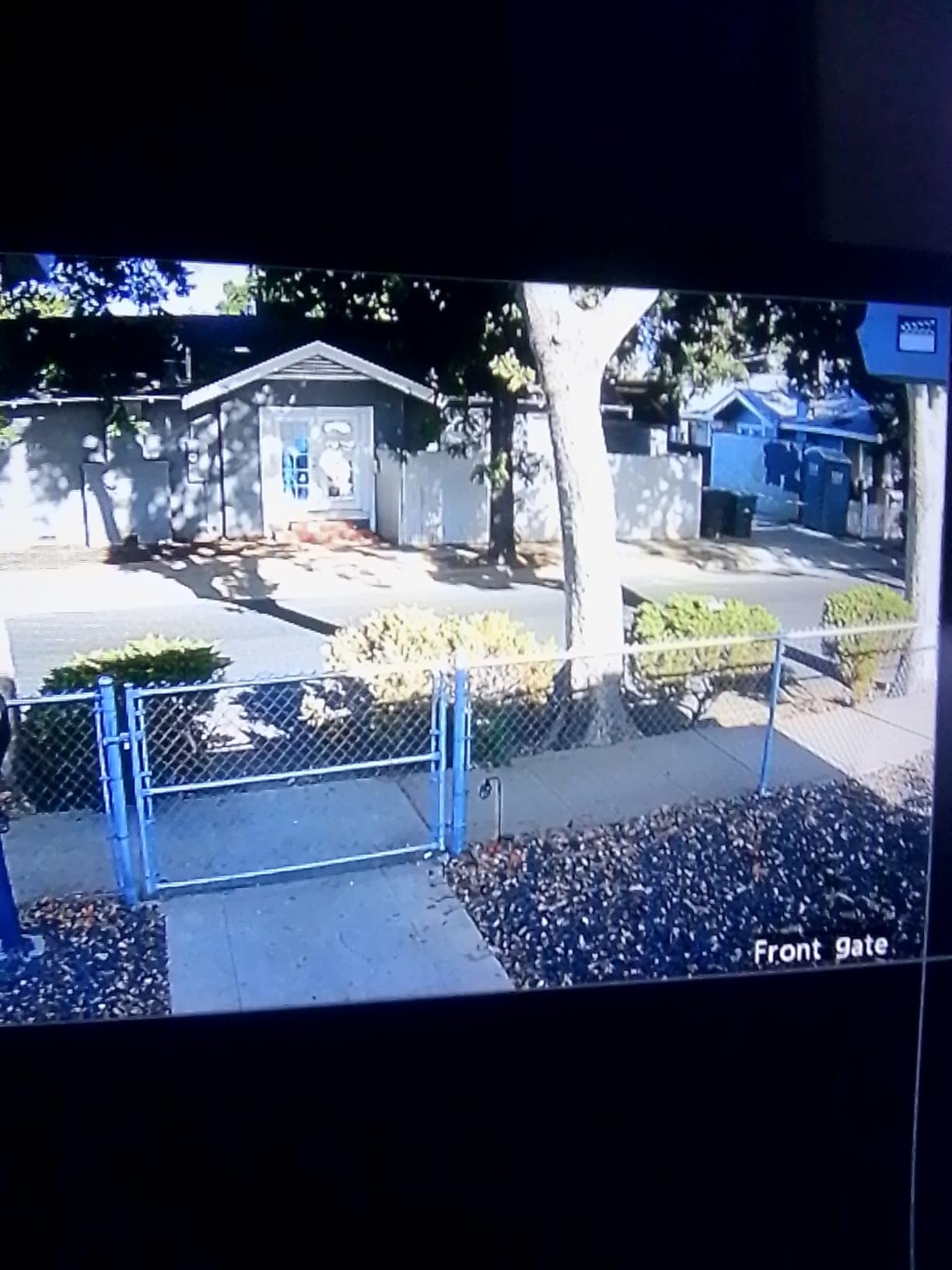 Hiseeu 3K PTZ Wired Security Camera System Outdoor with 8PCS Cameras, Smart Color Night Vision, Audio, Person/Vehicle Detection, 360° Coverage, 5MP DVR 8CH, 1TB HDD customer photo 1
