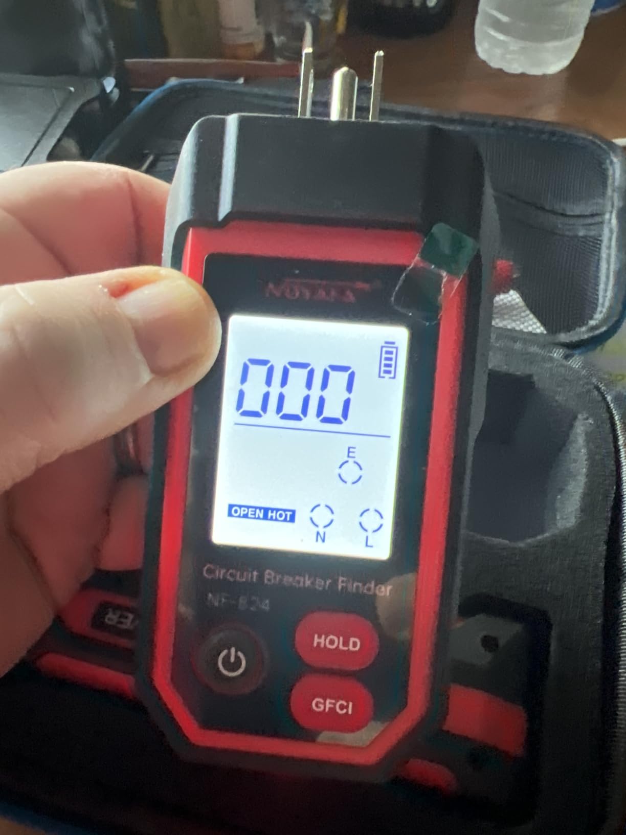 NOYAFA NF-824 Circuit Breaker Finder with LCD Display & GFCI Outlet Tester | Rechargeable NCV AC Electric Tester Circuit Tracer Tool with Flashlight & Adjustable Sensitivity customer photo 1