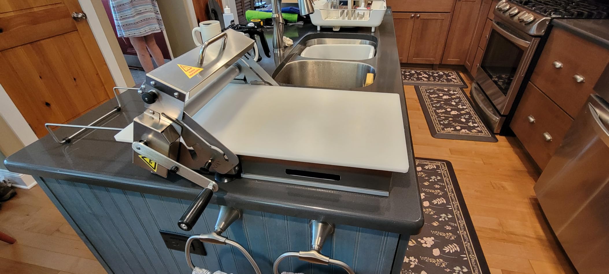 Commercial Dough Sheeter, Reversible Puff Pastry and Fondant Sheeter Model400 customer photo 1