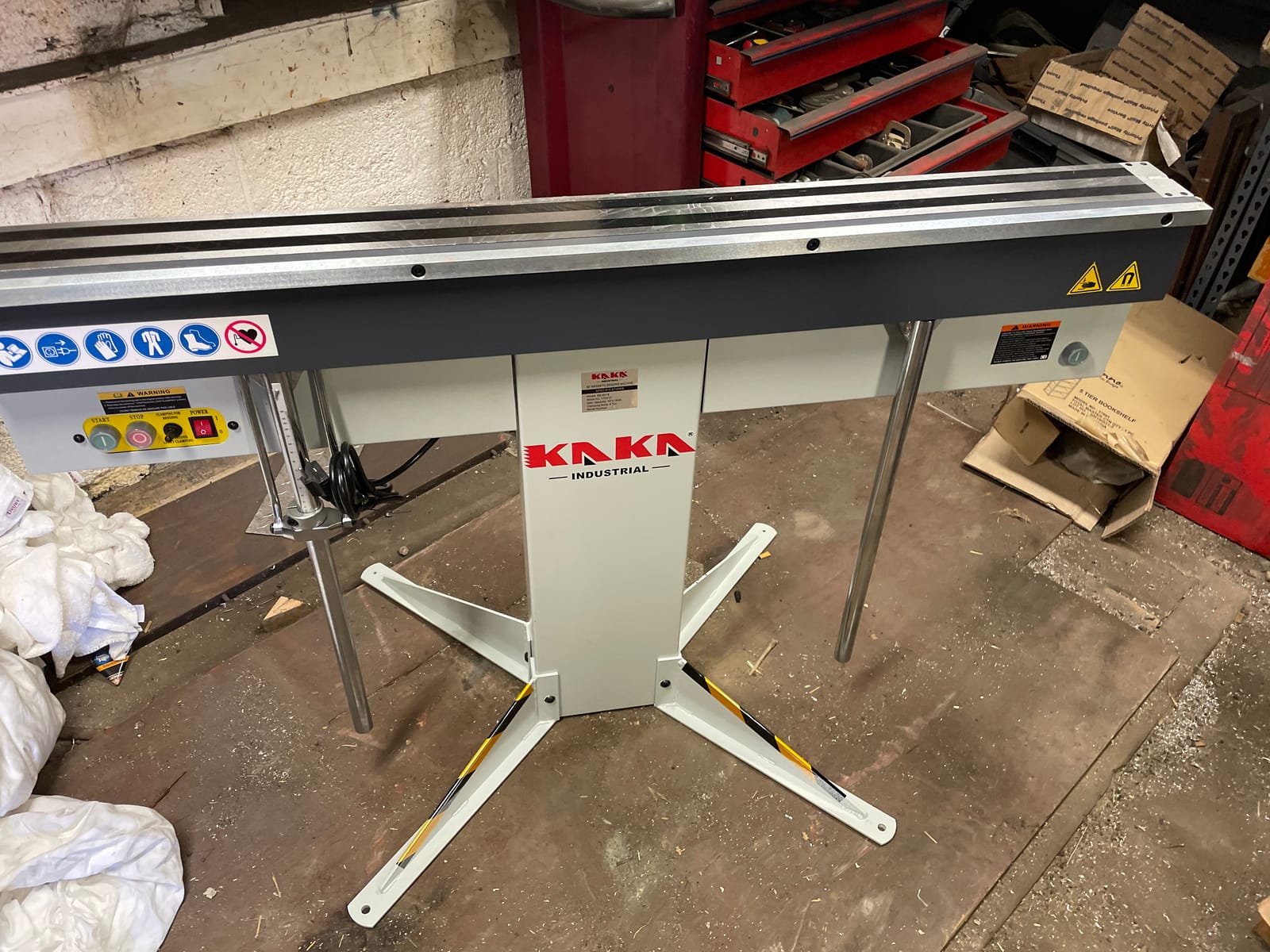 Magnetic Sheet Metal Brake, 48 in, 16 Ga KAKA INDUSTRIAL EB-4816B customer photo 2