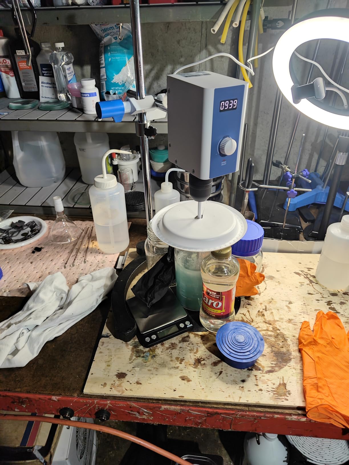 Digital Lab Overhead Stirrer, Speed 100-2000rpm, Max.Torque 20N.cm, Max.Viscosity 10000mpas, 10L(H2O), Lab Mixer with Overload Protection, Overhead Mixer with Support Stand and PTFE Stirring Rod, 110-220V customer photo 1