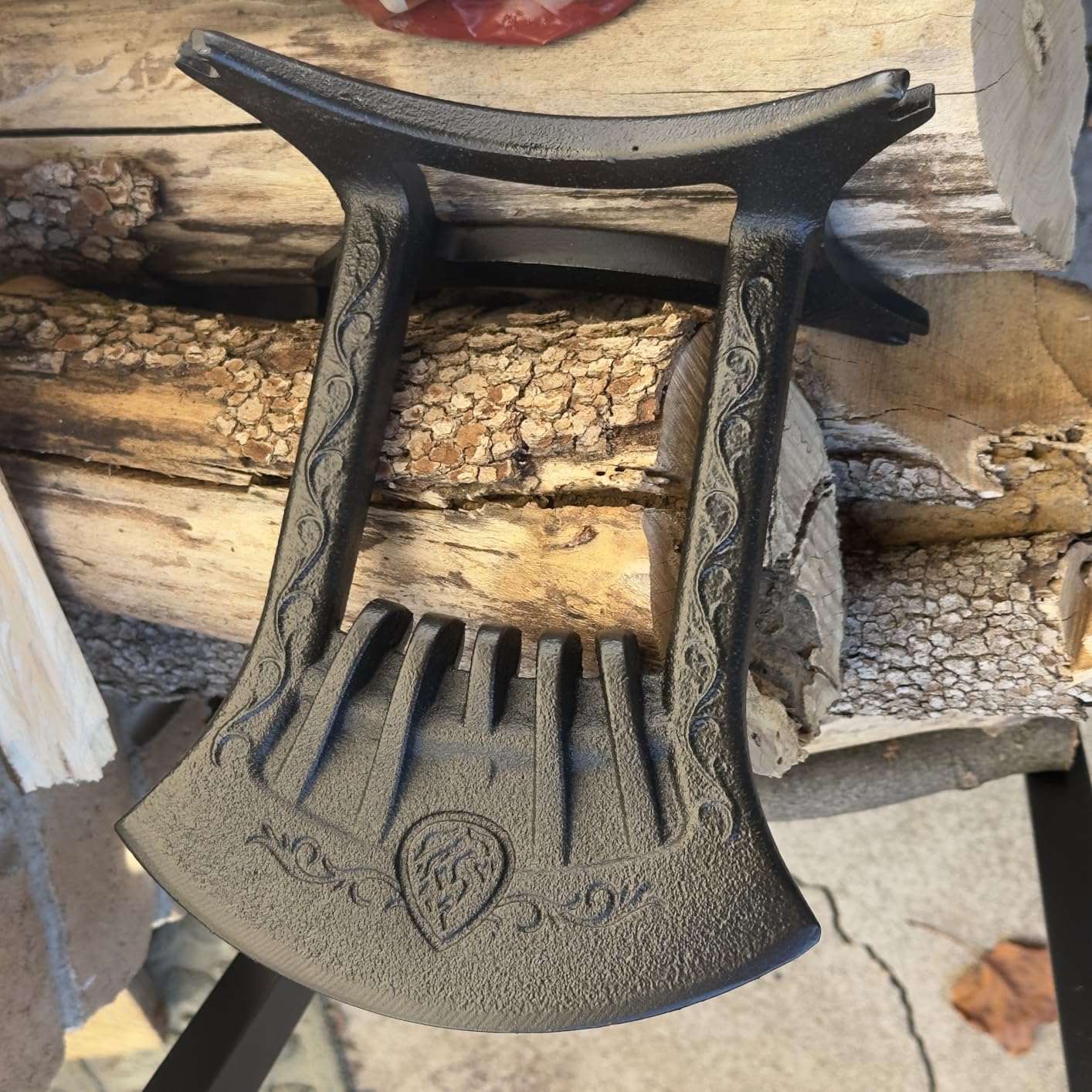 Firewood Kindling Splitter, Manual Log Splitter, Cast Iron Log Splitting Wedge, Heavy Duty Wood Splitter Tool with Cover customer photo 1