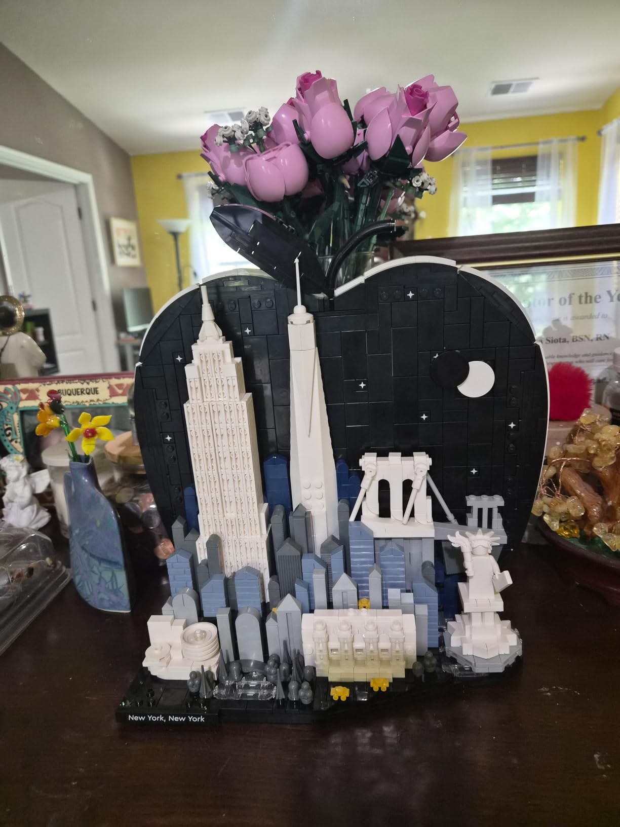Architecture New York City - The Big Apple Building Set for Adults, Ages 18+ - Decor for Bedroom, Office or Desk - Gift for Men & Women - 21066 customer photo 1