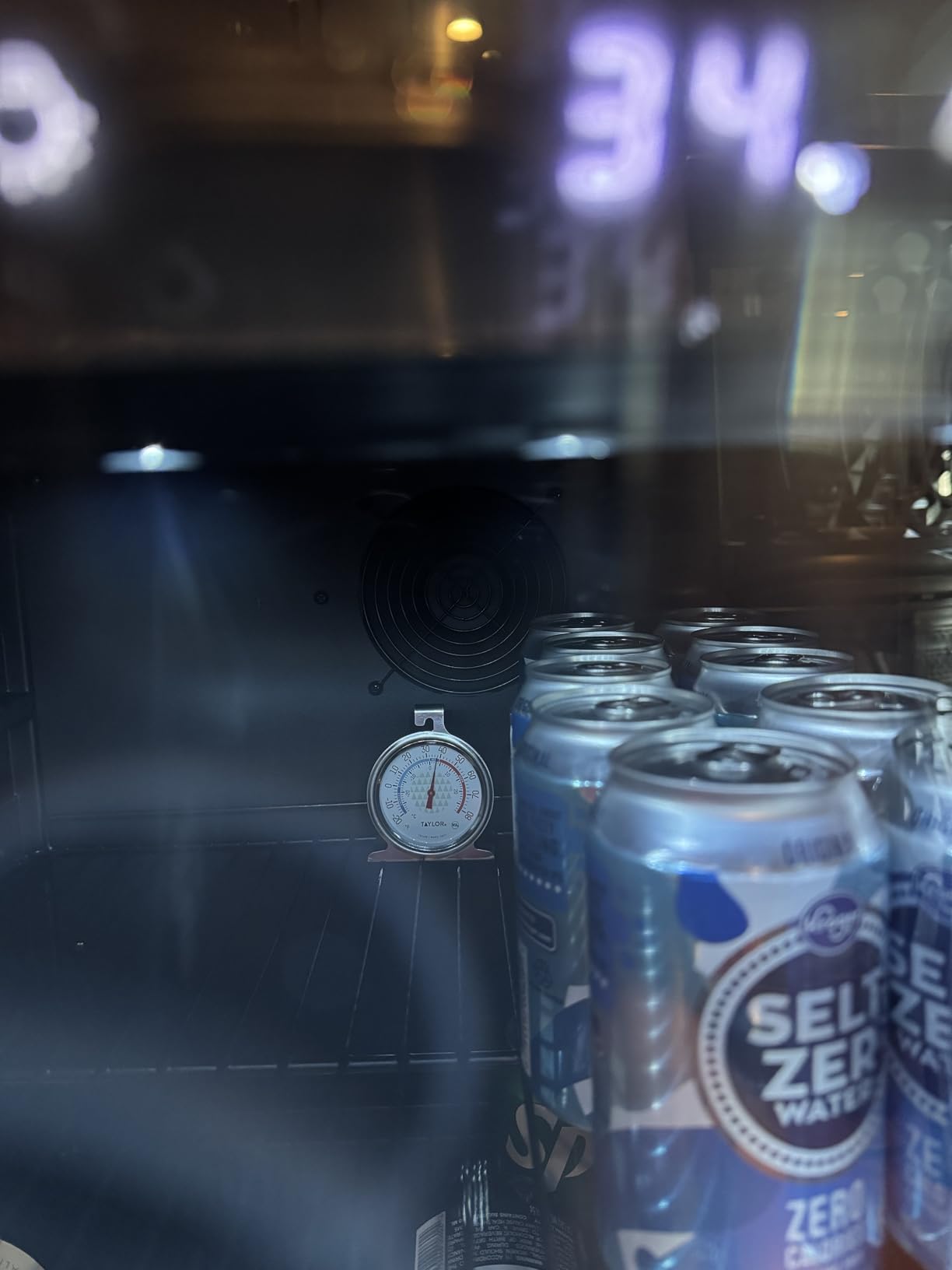 24 Inch Beverage Refrigerator - 180 Can Beverage Fridge with 34°-54°F, Built in or Freestanding Beverage Cooler with Glass Door and 3 LED, Drink Fridge for Home/Kitchen (5.65 cu.ft) customer photo 1