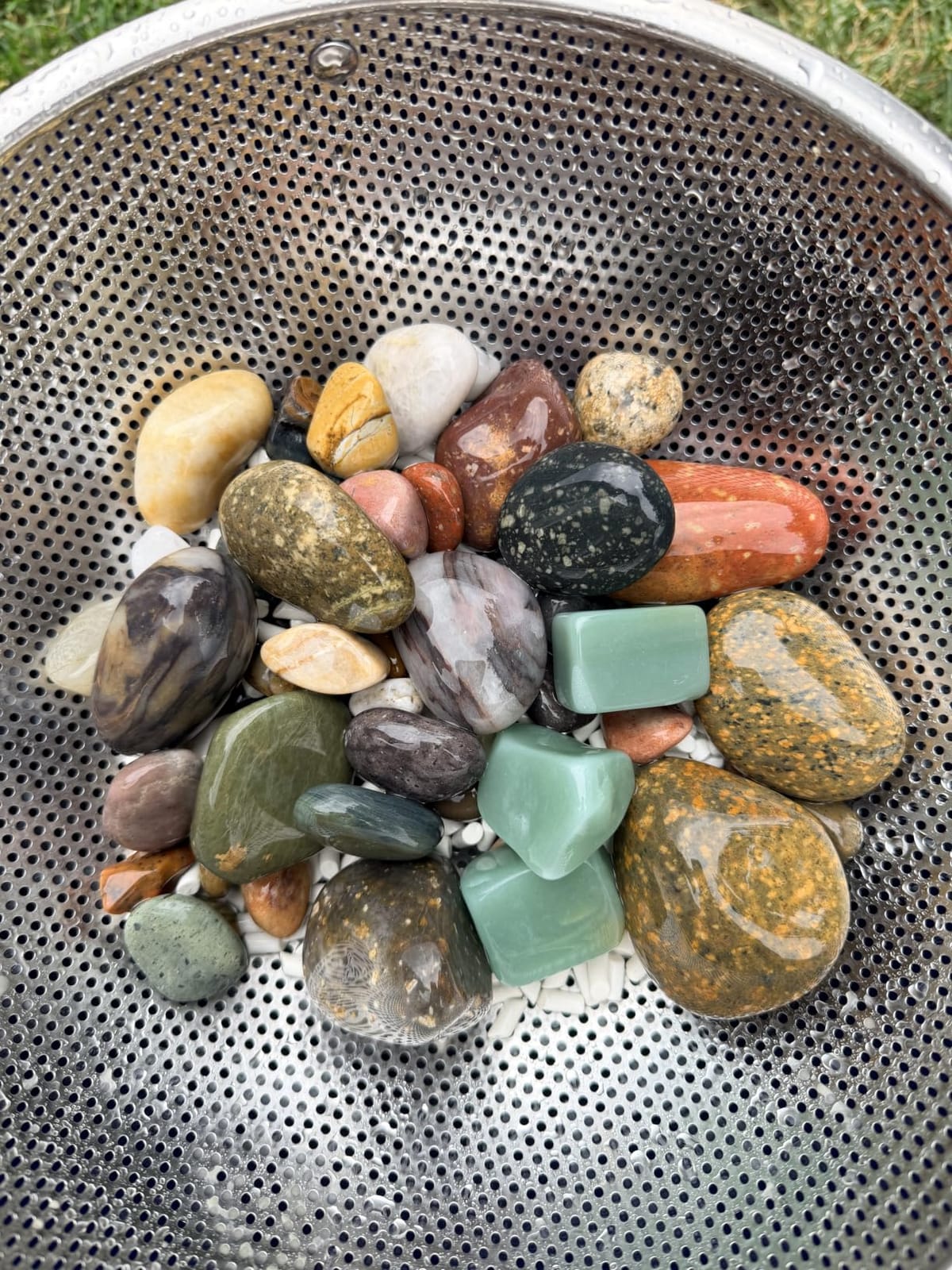 KomeStone Ultra Quiet Brushless Rock Tumbler Kit - 7LB Dual Barrel Polisher with Noise-Canceling Cover, Complete Gemstone & Jewelry STEM Set for Adults & Gift customer photo 2