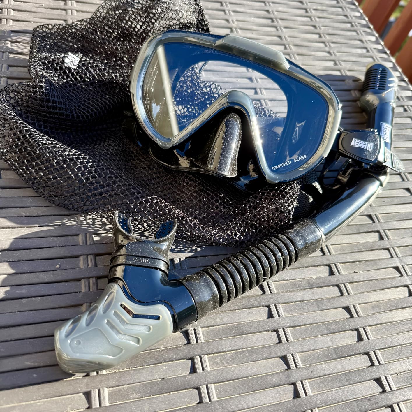 Aegend Snorkeling Gear for Adult Kids, Snorkel Set with Raised Nose Cover | Dry Snorkel Anti-Fog with Mesh Bag, HD View Anti-Leak for Scuba Diving customer photo 1