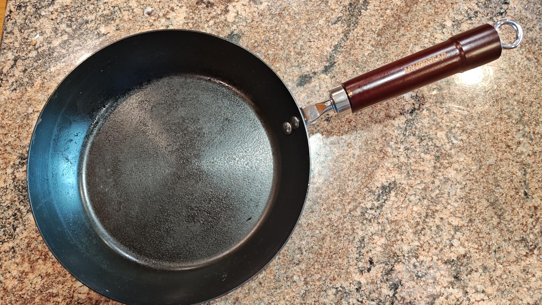 2-Piece Auto-Seasoning Carbon Steel Pan Set 10 & 12 Inch, Deep Nitrided Skillets Professional Cookware Bundle, Pre-seasoned, Wooden Handle, PFAS & PFOA-Free customer photo 1