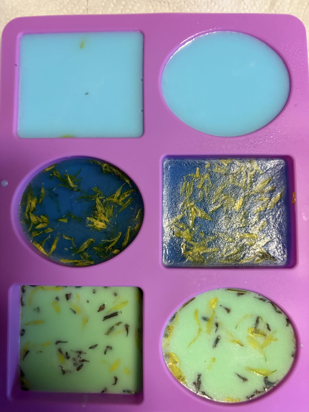 Soap Making Kit for Adults & Beginners Complete Soap Making Supplies - 3.3lb Glycerin Soap Base, 3 Dyes & Essential Oils, 3 Silicone Molds, Soap Cutter & Gift Packaging customer photo 2
