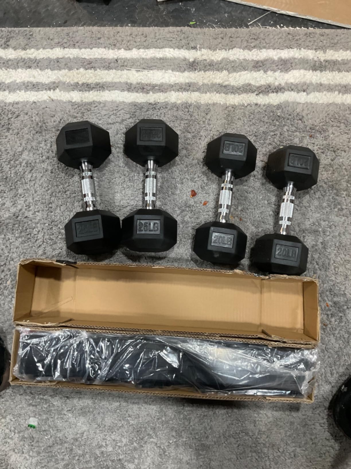 PAPABABE Dumbbell Set with Rack, 560-850 lb Fixed Weight Set with Storage Racks, Rubber Encased Weight Heavy Dumbbell Set for Home Gym and Fitness customer photo 1