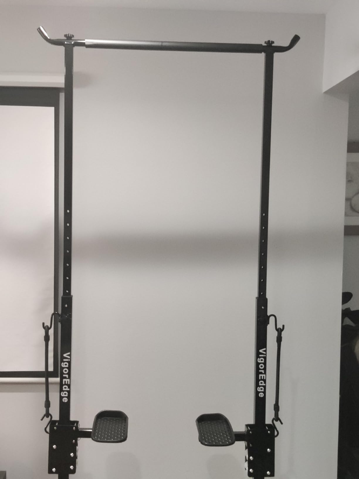 Assisted Pull Up Machine, Adjustable Pull Up Trainer with Foot Assistance Platform, Pull Up Bar Station for Beginners Adults, Home Gym Equipment for Back, Arm & Upper Body Workout, 330LBS Capacity customer photo 1