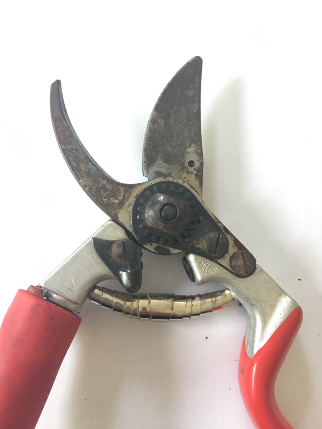 Felco F7 Pruning Shears – 26