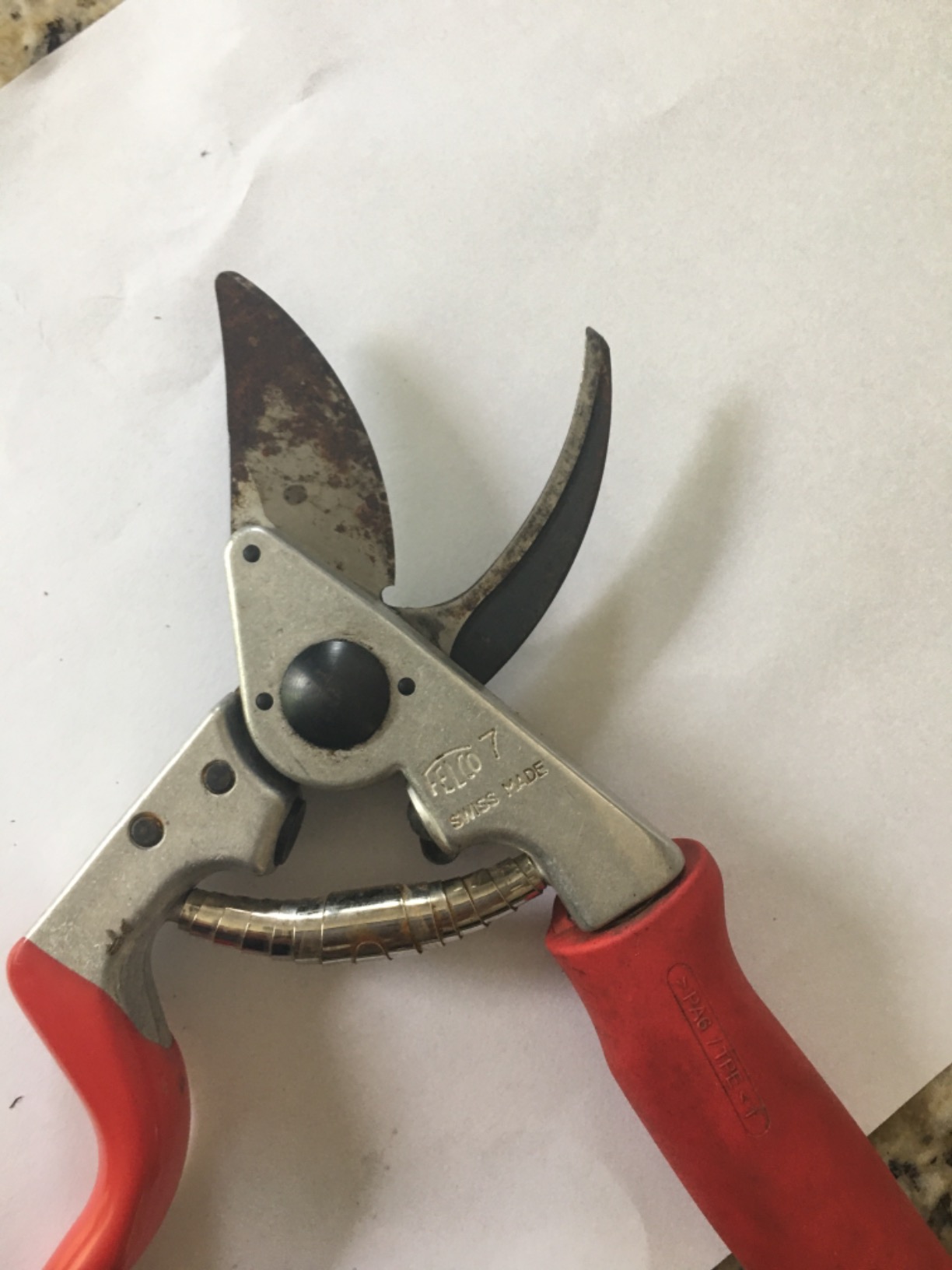 Felco F7 Pruning Shears – 26