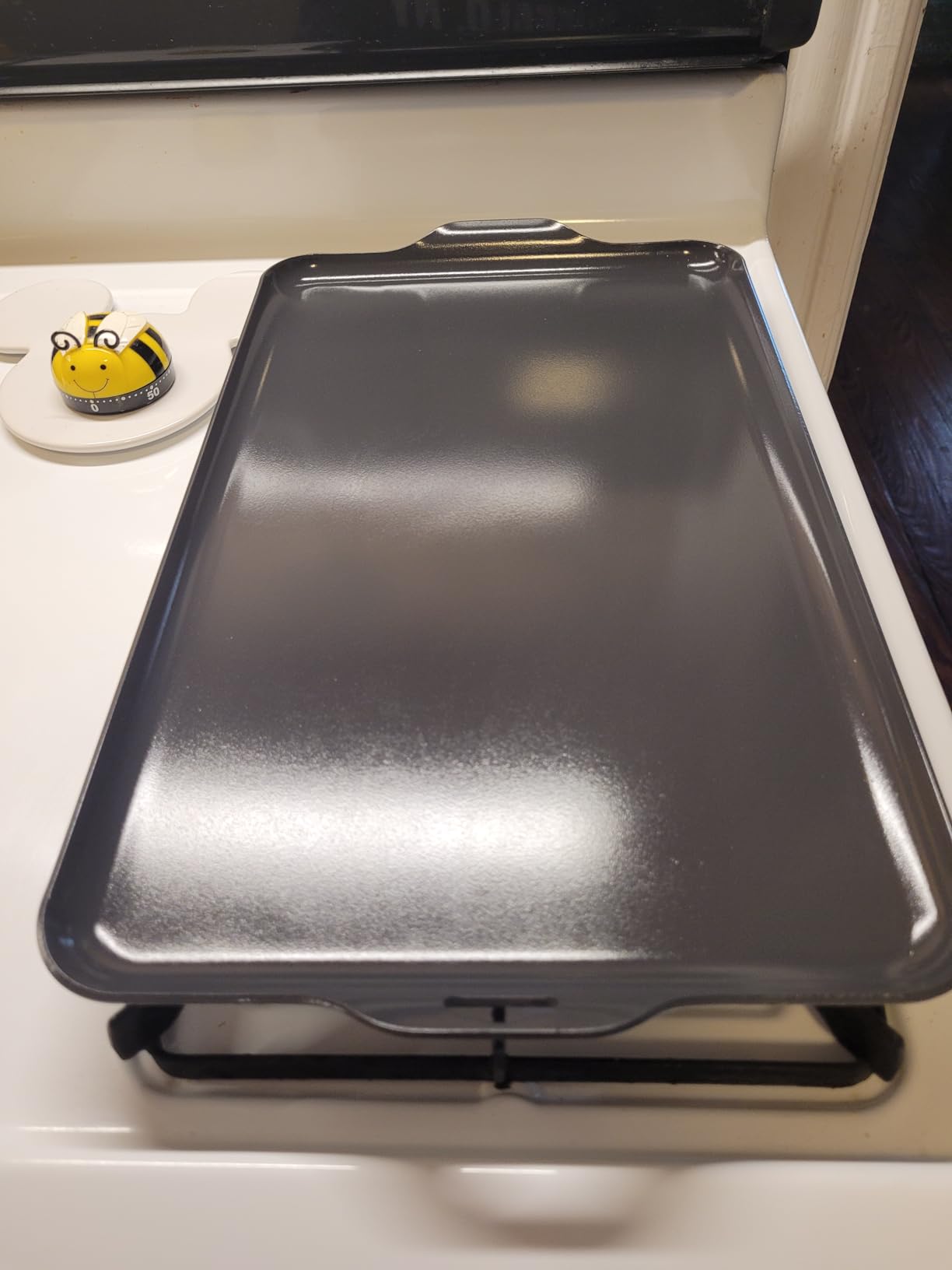 Nordic Ware Two Burner Griddle, 10.3 x 17.4 inches, Non-Stick, Black customer photo 1