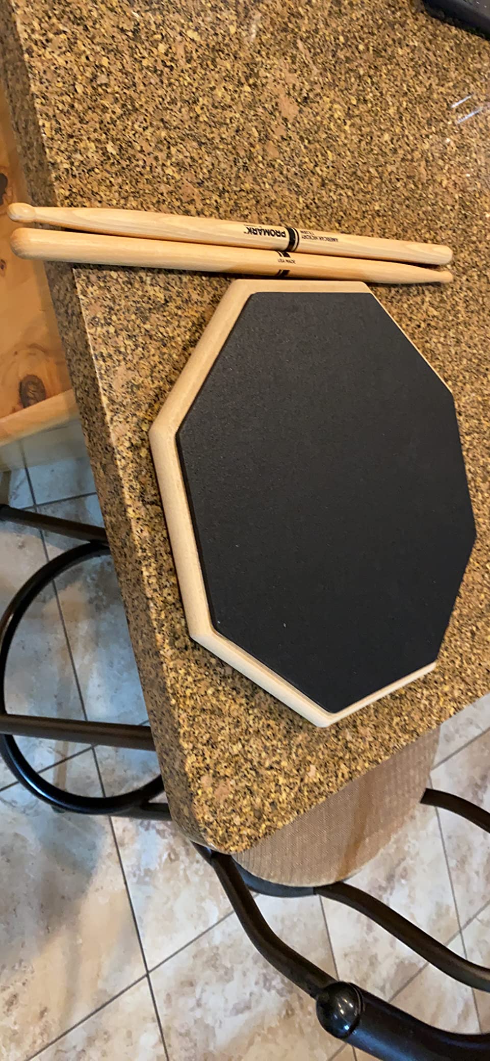 Evans RealFeel - Drum Practice Pad - Drum Pad - Drummer Practice Pad - Gum Rubber & Neoprene, 2 Sided, 12 Inch customer photo 2