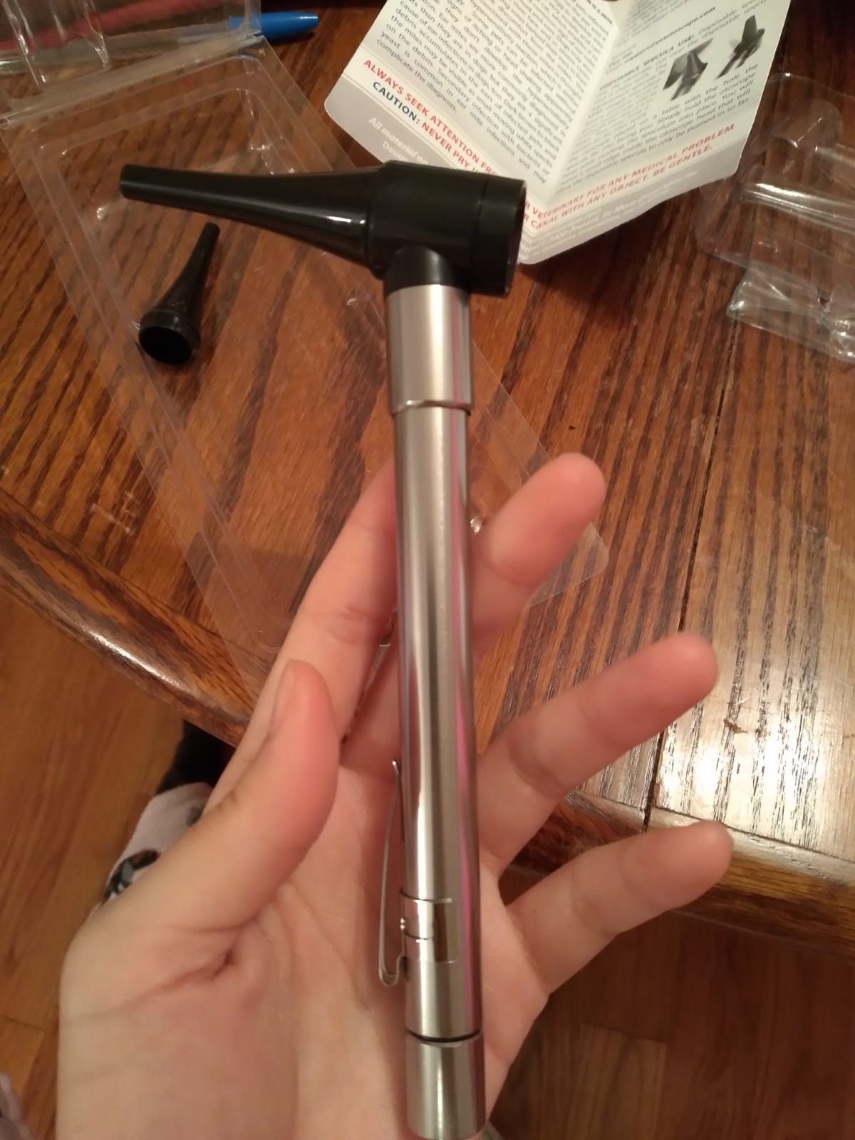 Dr Mom Pocket Veterinary LED Otoscope Otoscopes - Pocket Vet Otoscope customer photo 1