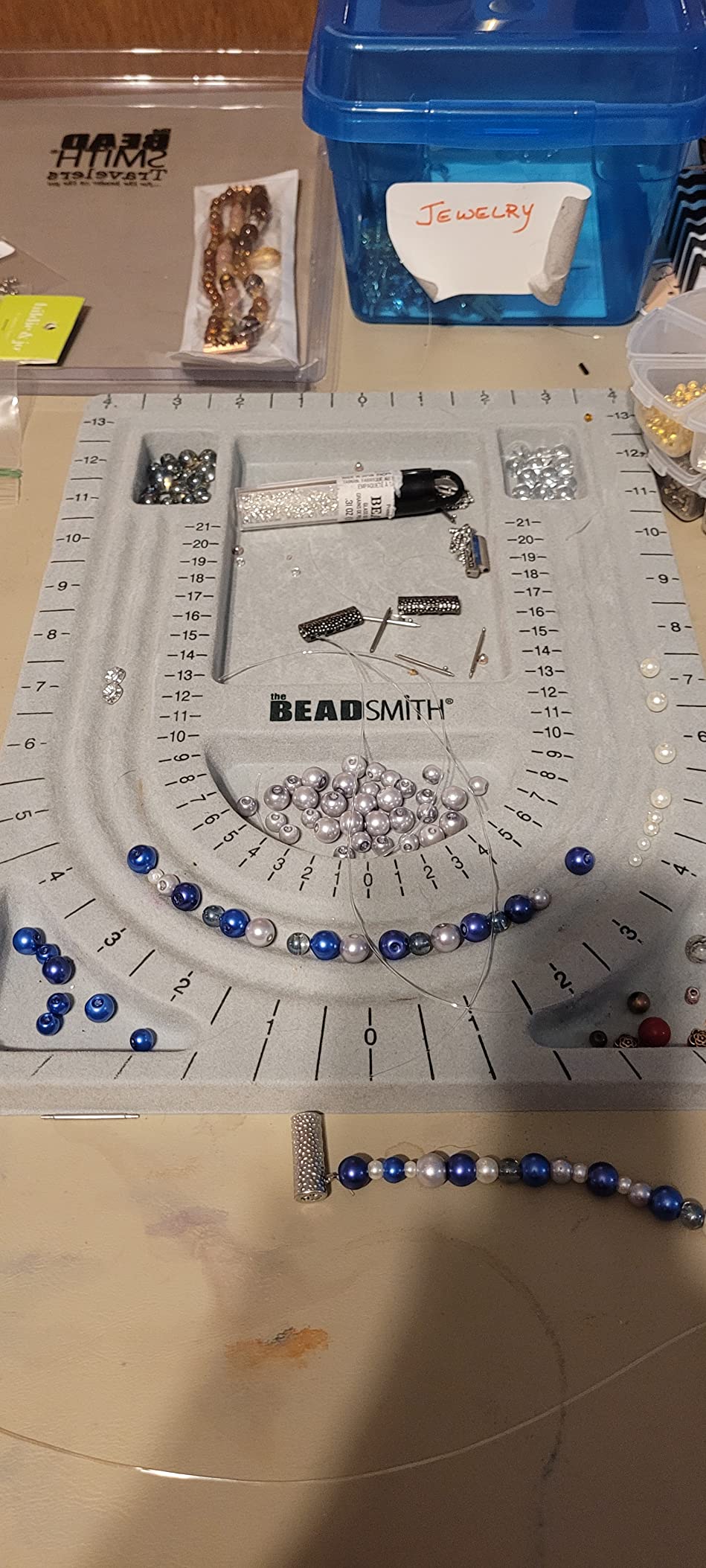 The Beadsmith Bead Board with Cover, Grey Flocked customer photo 2