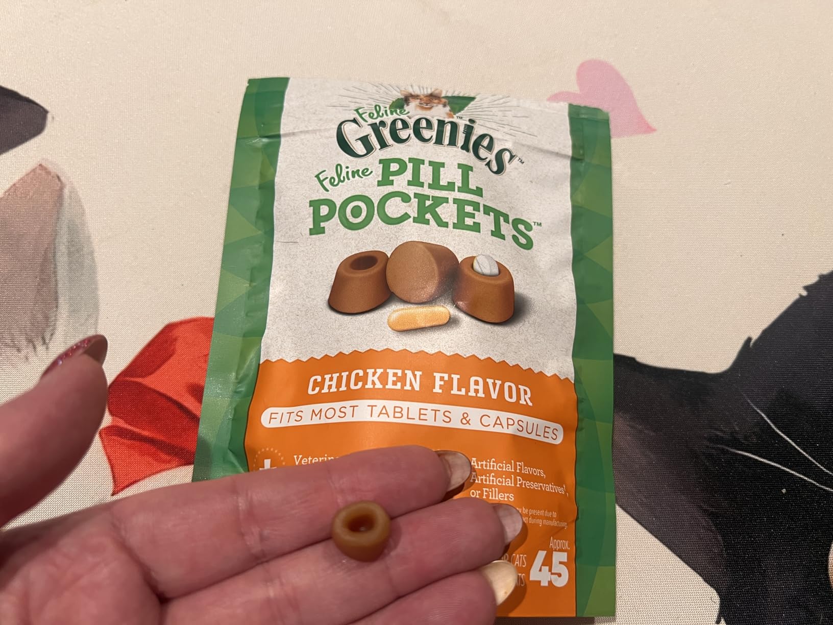Greenies Feline Pill Pockets Soft Cat Treats, Chicken Flavor, 45 Count customer photo 2