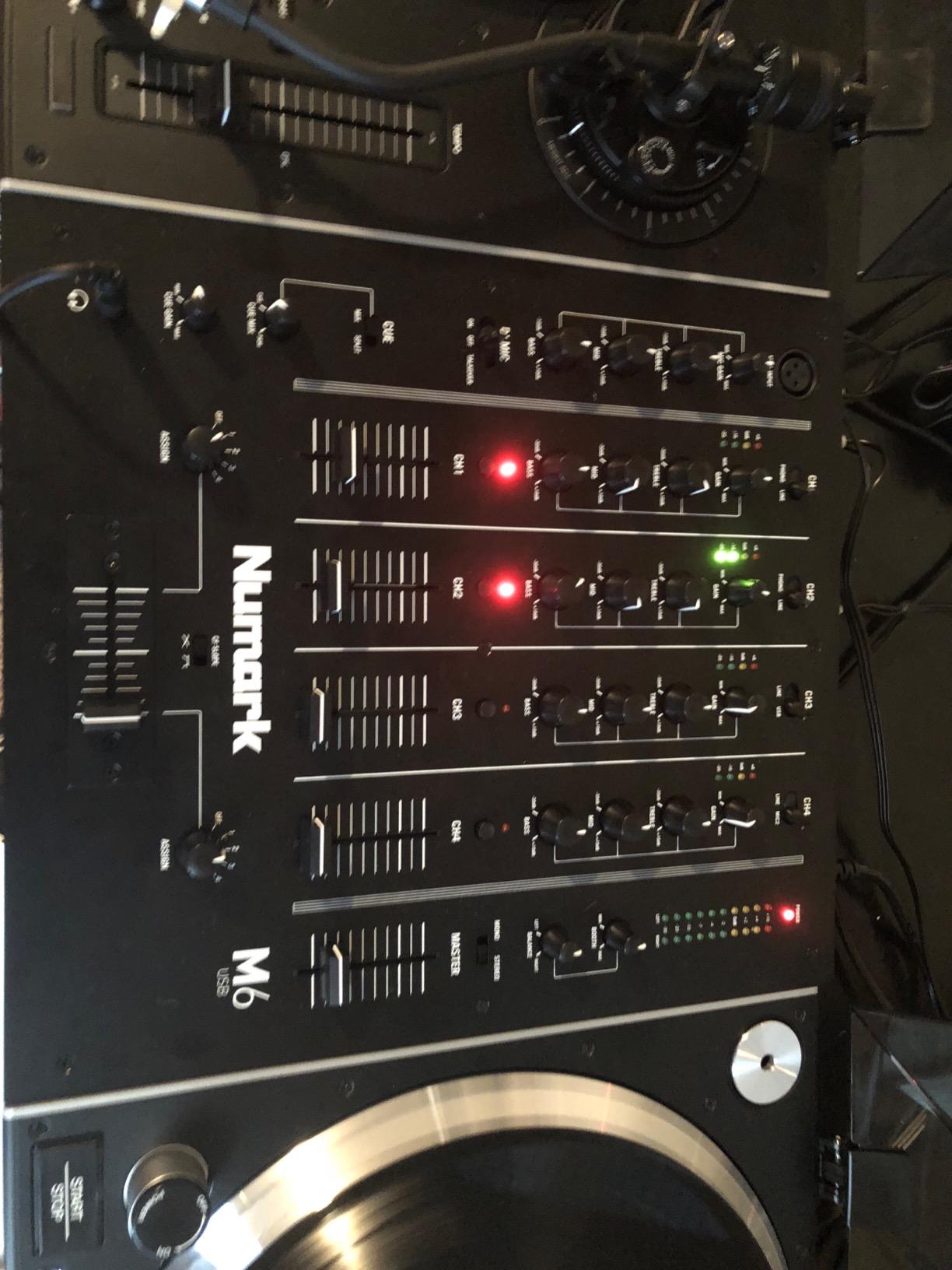 Numark M6 USB 4-Channel DJ Mixer customer photo 1