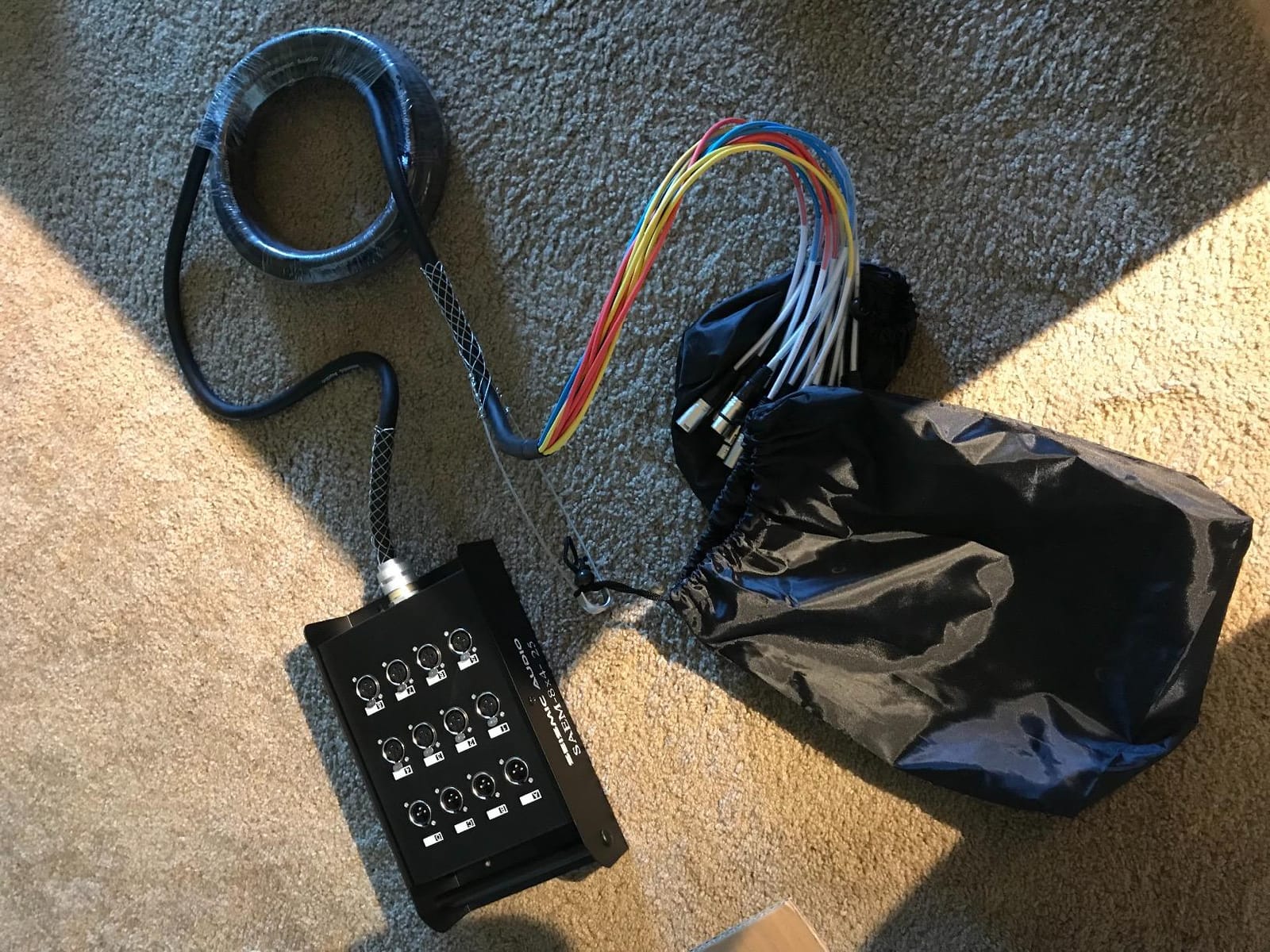Seismic Audio - SAEM-12x4x100 - 12 Channel XLR Sends and 4 Channel XLR Returns Snake Cable - 100 Feet customer photo 1