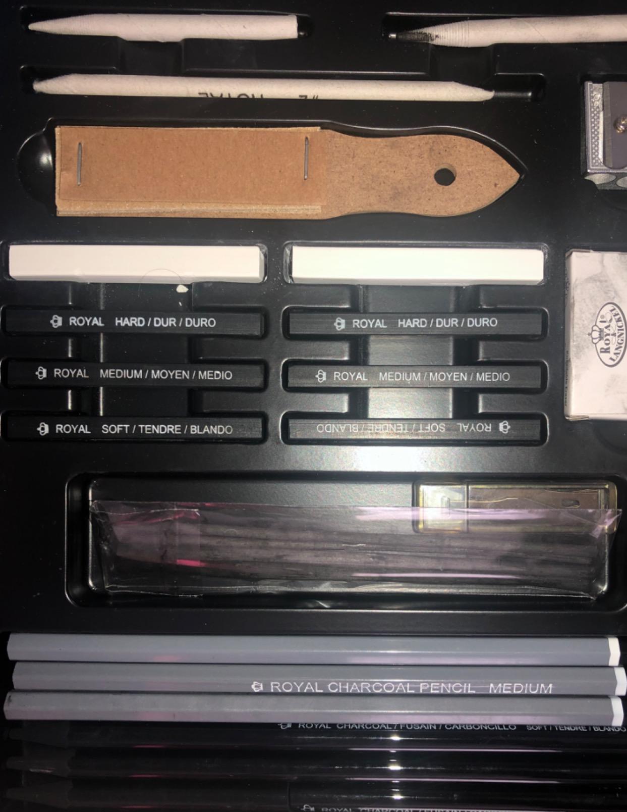Essentials(TM) Medium Charcoal Art Set W/Tin customer photo 1