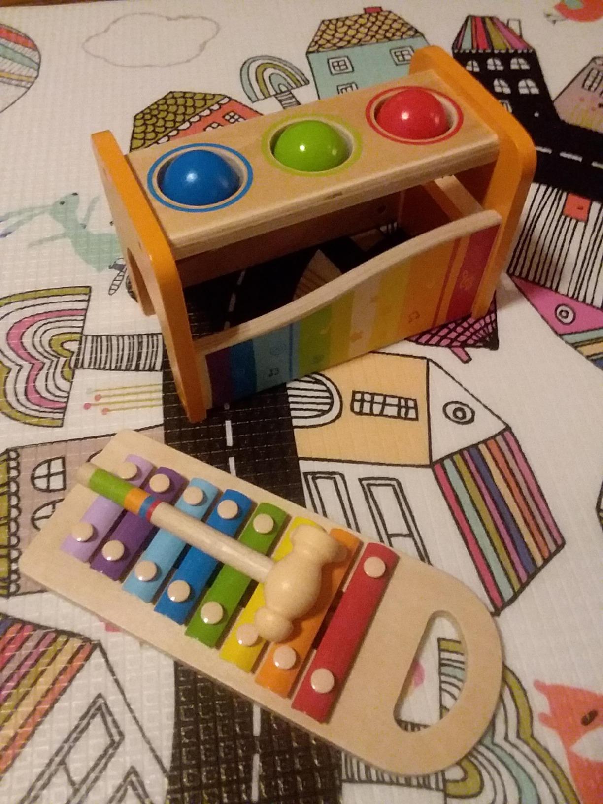 Hape Pound & Tap Bench with Slide Out Xylophone - Award Winning Durable Wooden Musical Pounding Toy for Toddlers customer photo 2