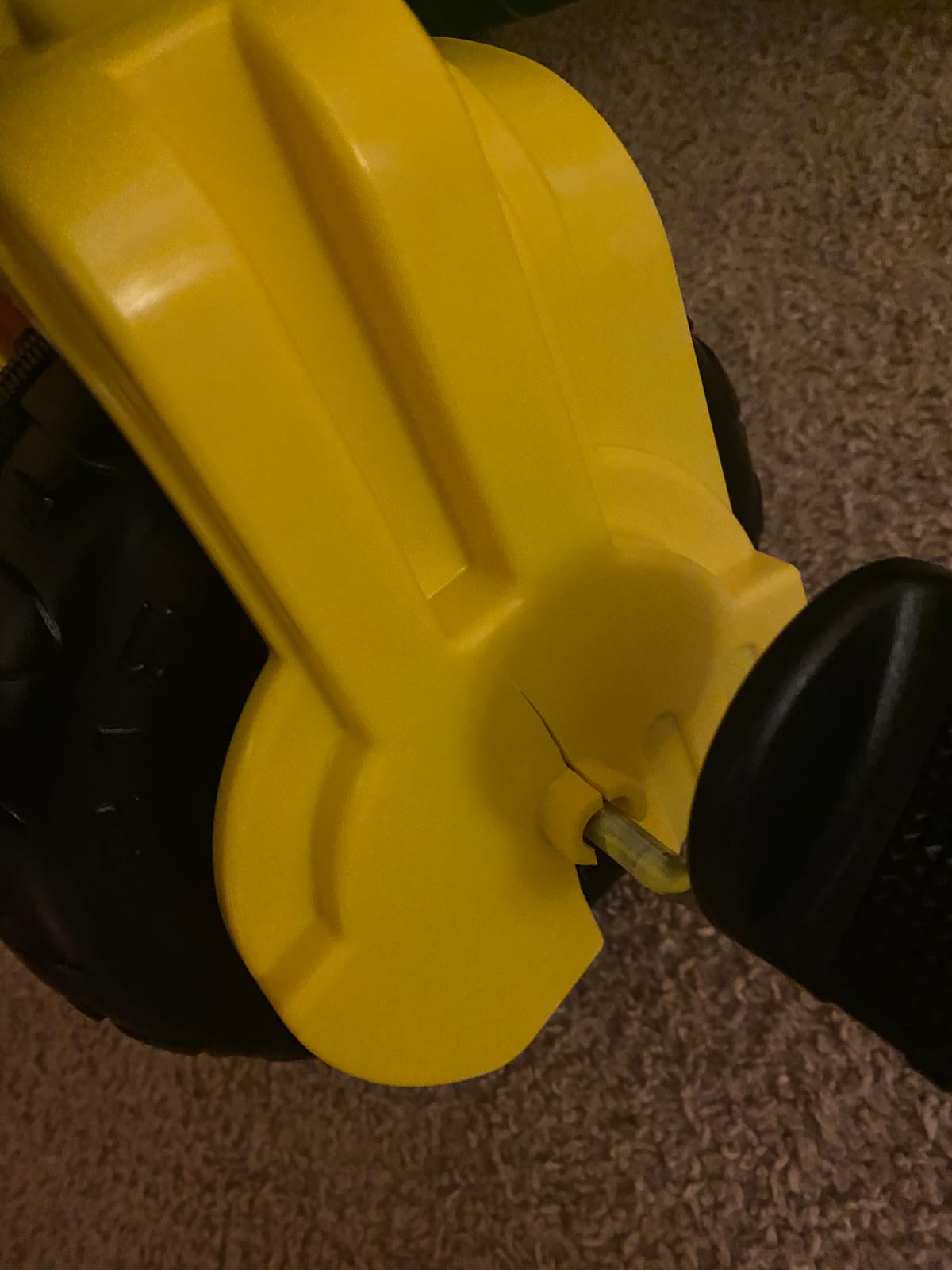 Rolly Toys John Deere 3-Wheel Trac with Trailer Ride On, Green/Yellow (52769) customer photo 1