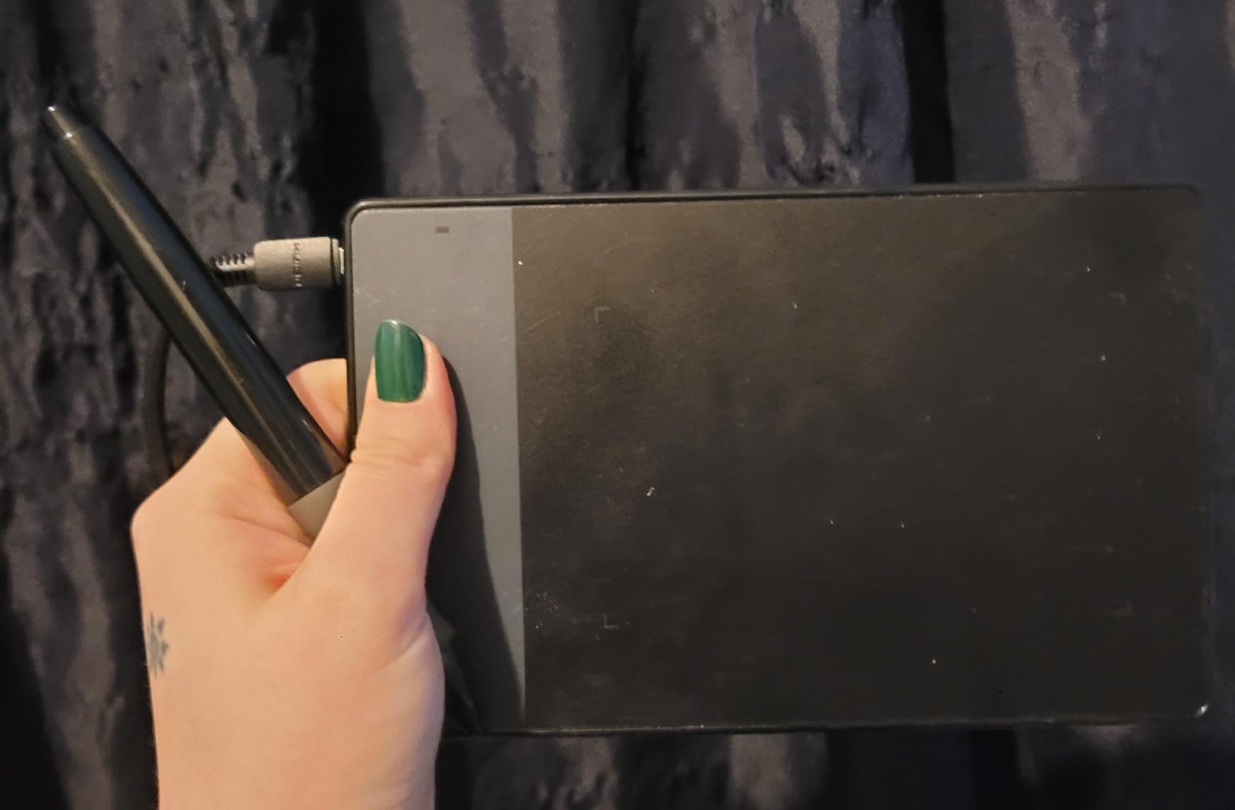 HUION Drawing Tablet 420 OSU Tablet, Graphics Tablet with Digital Stylus customer photo 1