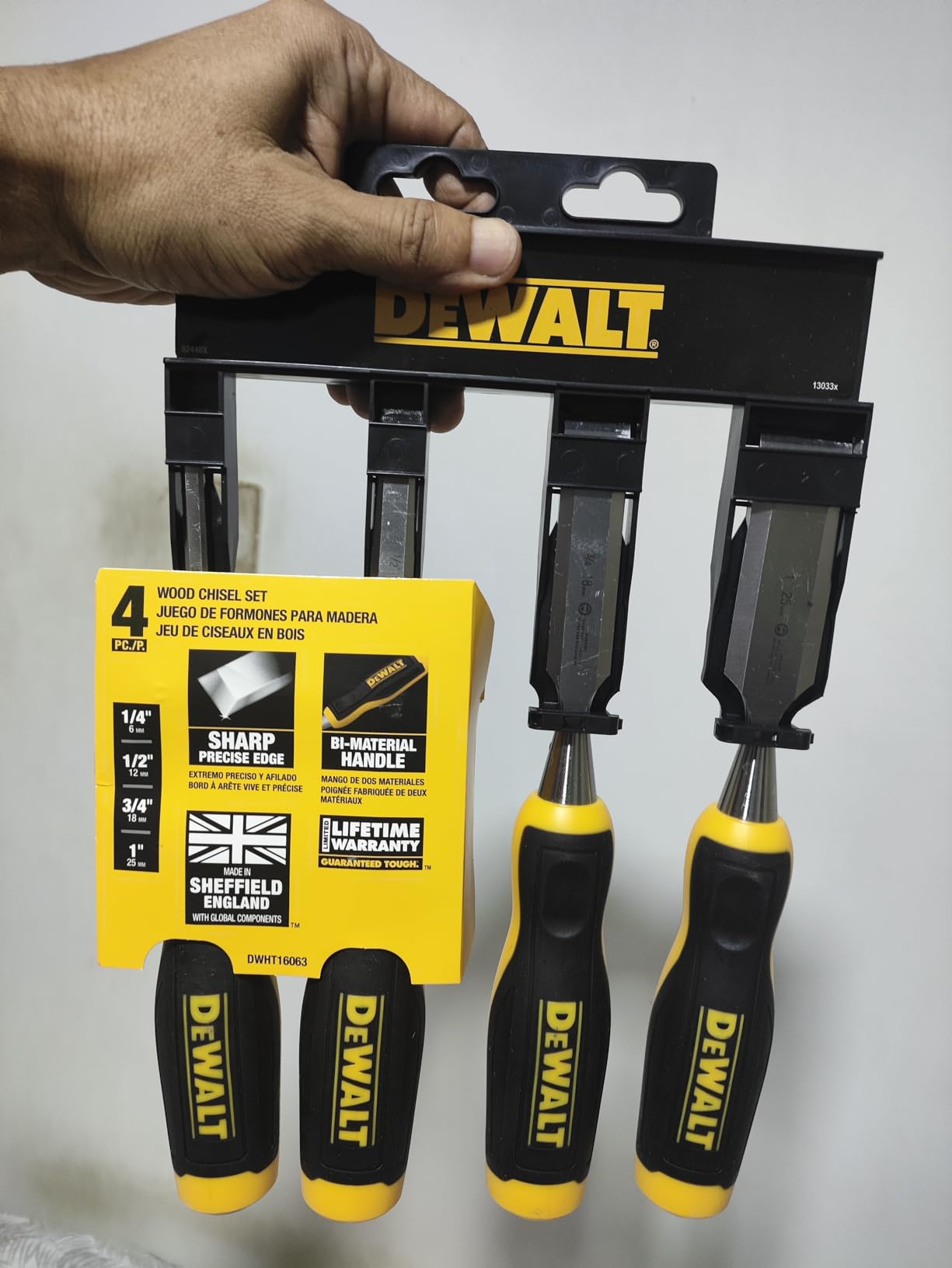 DEWALT DWHT16063 Short Blade Wood Chisel 4piece set customer photo 1