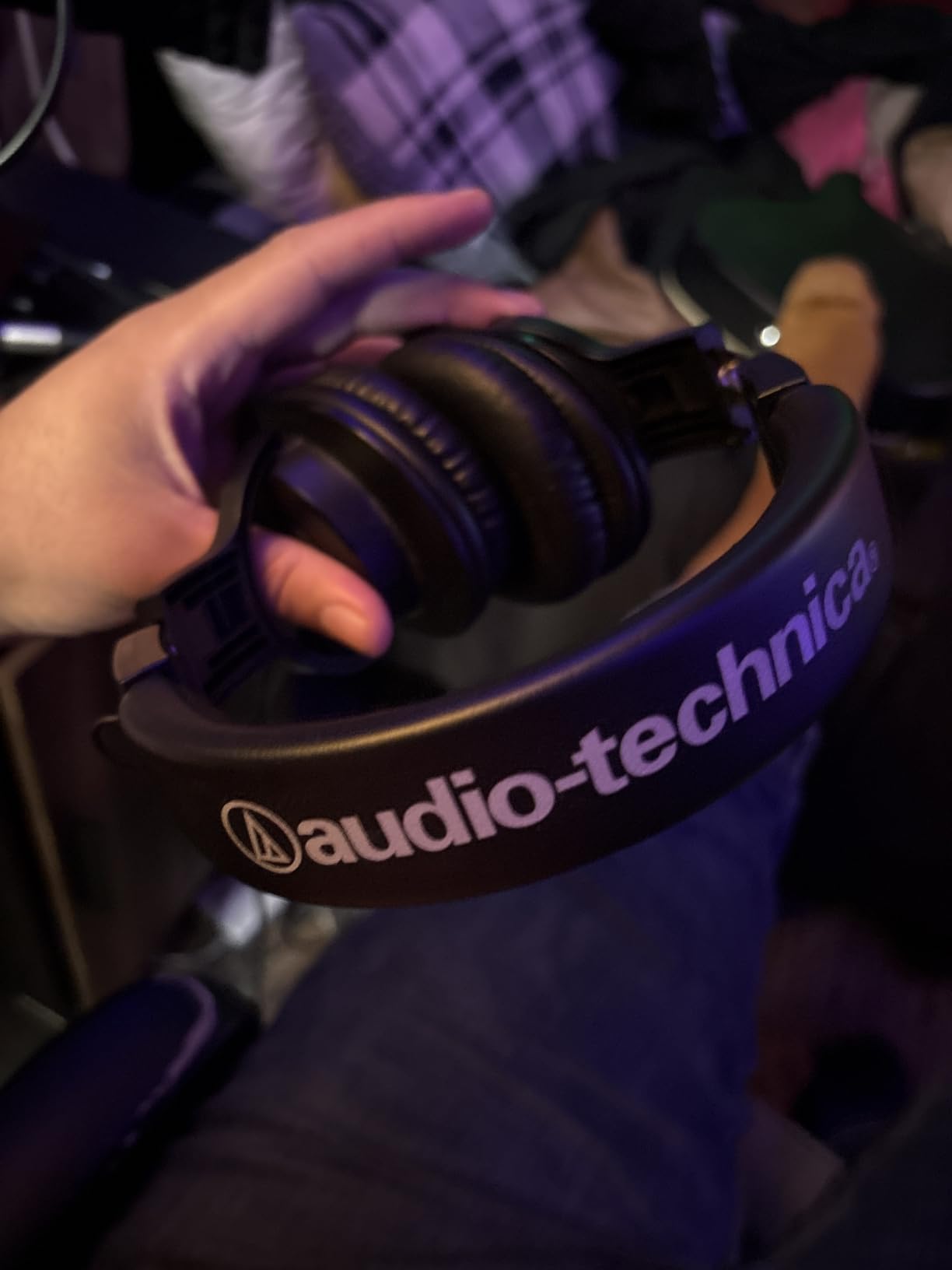 Audio-Technica ATH-M20x Professional Studio Monitor Headphones, Black customer photo 1