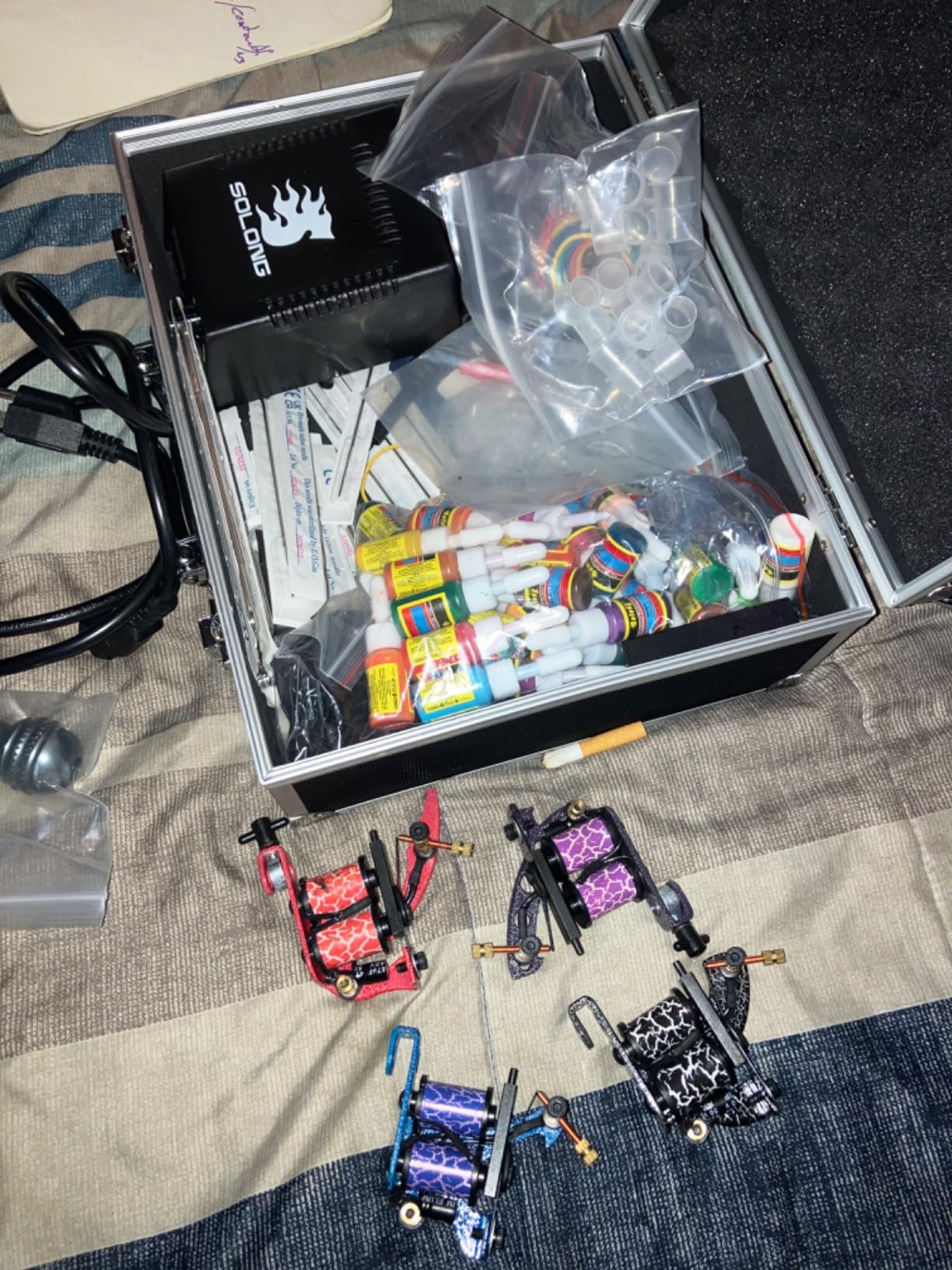 Solong Complete Tattoo Kit 4 Pro Machine Guns 54 Inks Power Supply Foot Pedal Needles Grips Tips Carry Case TK456-US（Machine color random） customer photo 2