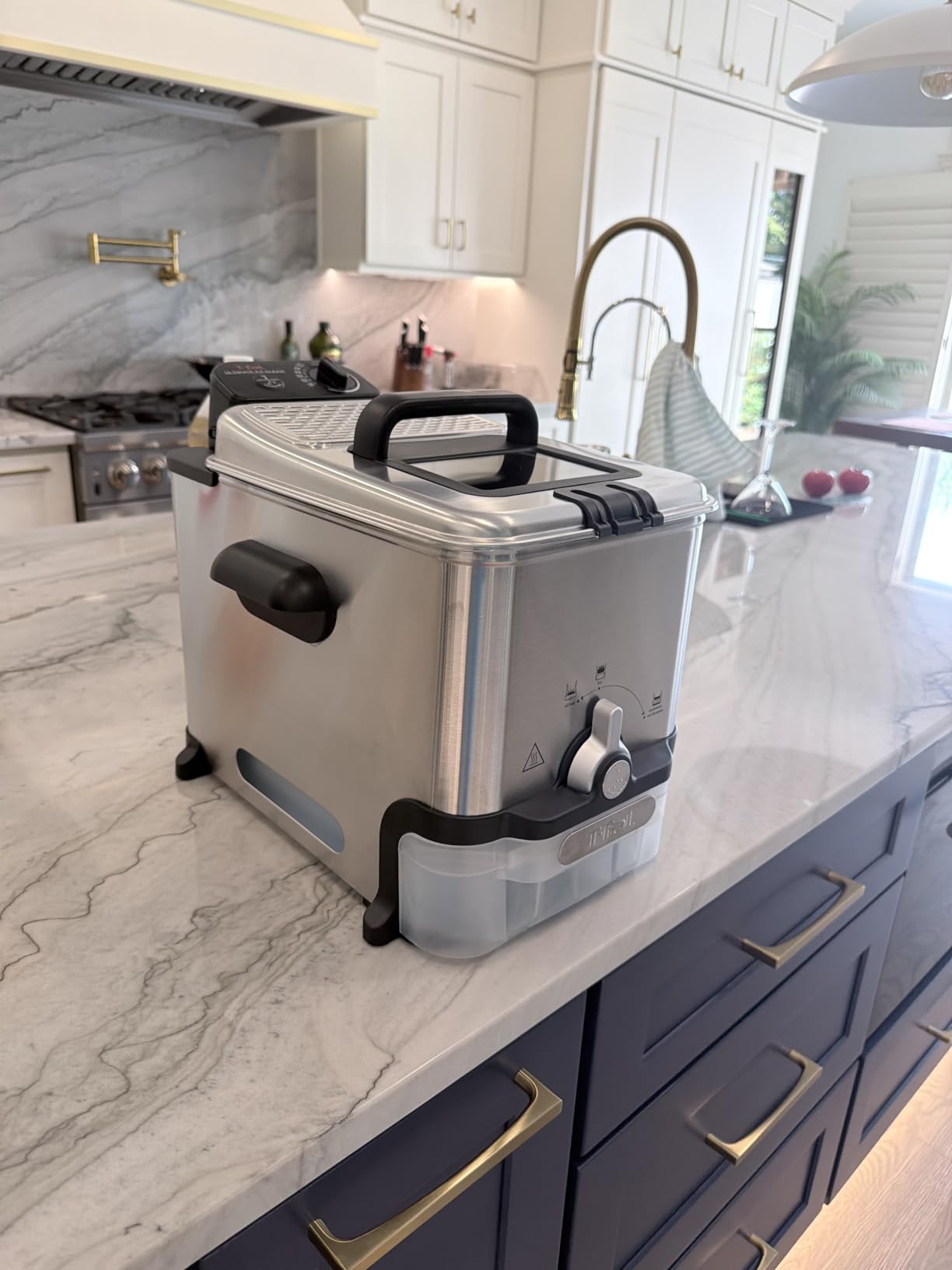 T-fal Deep Fryer with Basket, 3.5L, 1700W, Oil Filtration, Temp Control customer photo 1